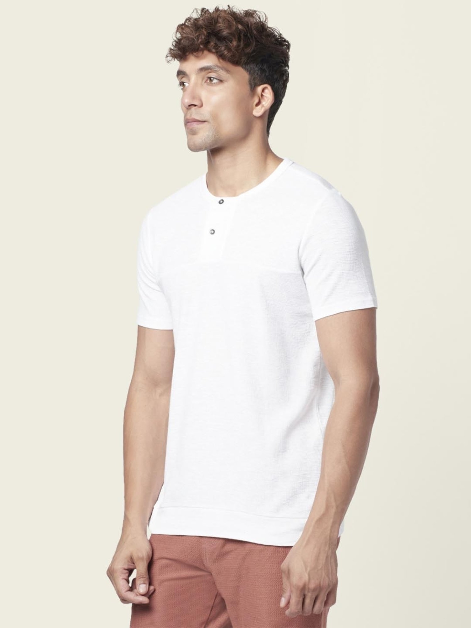 7 Alt by Pantaloons White Cotton Slim Fit Self Pattern T-Shirt