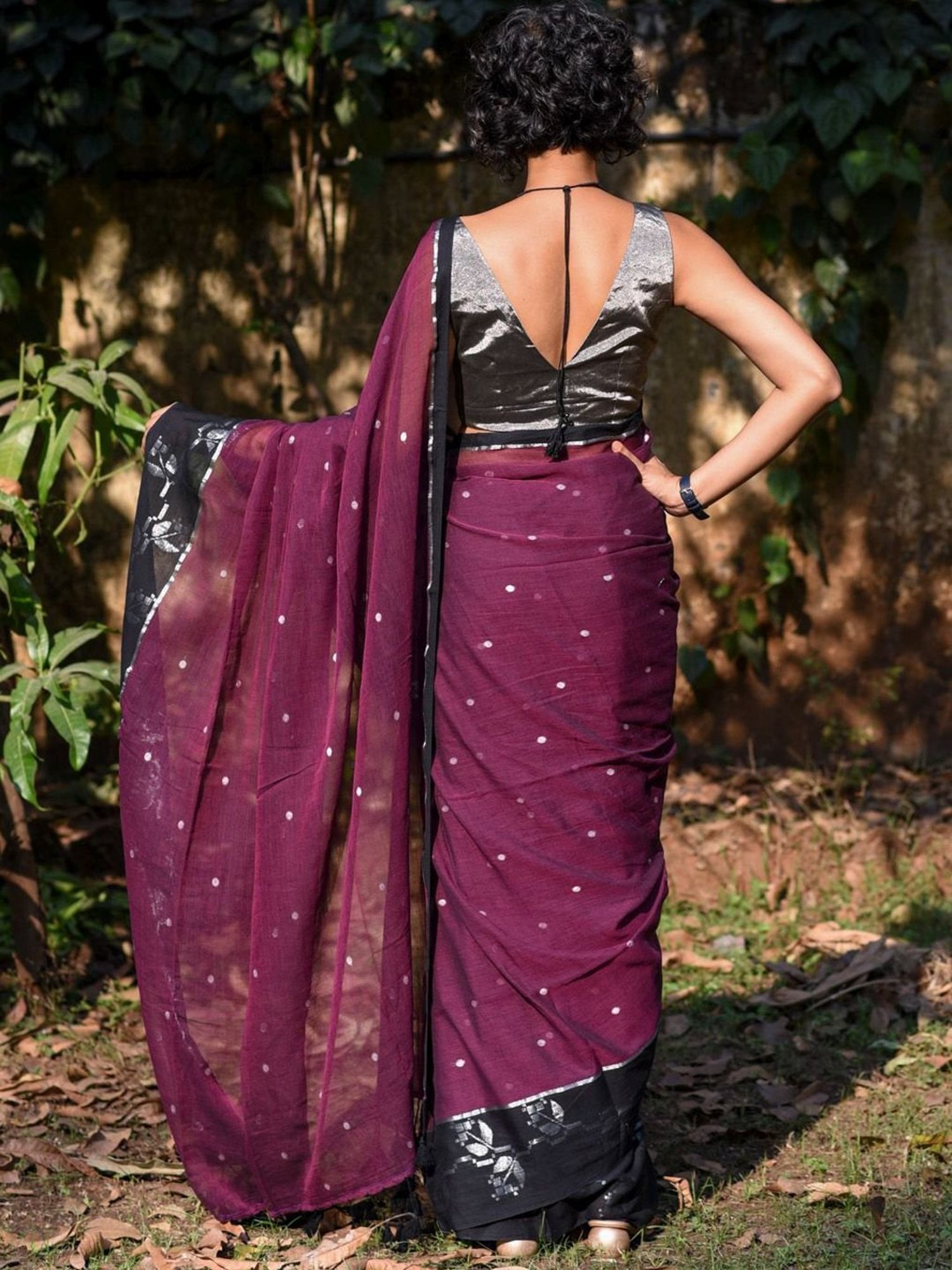 Suta Purple Cotton Woven Saree Without Blouse