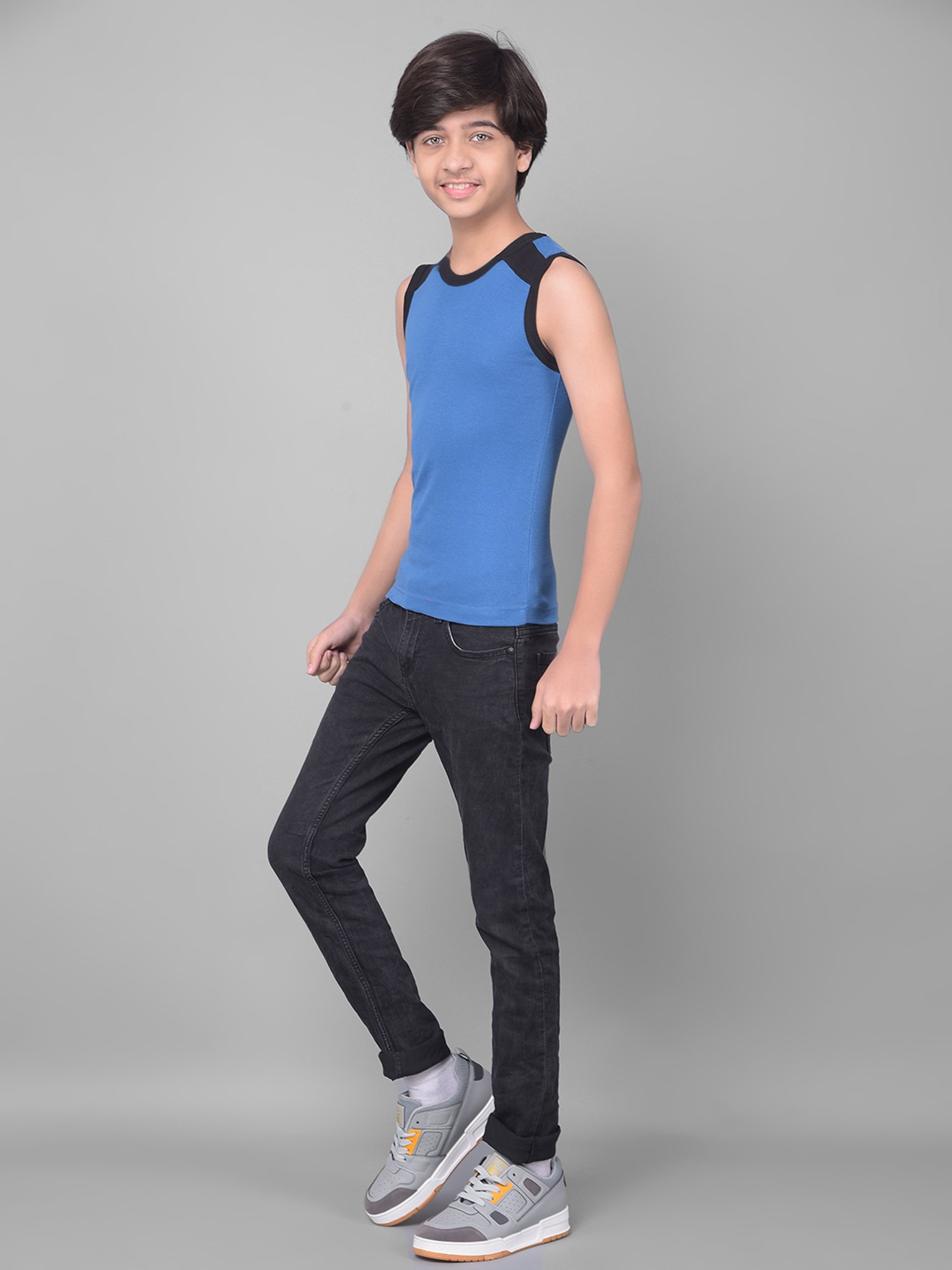 Dyca Boys Assorted Printed Vest (Pack Of 4)