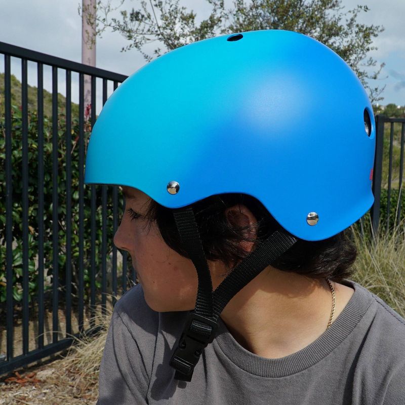 Eight Ball Kids' 8+ Helmet - Blue Fade