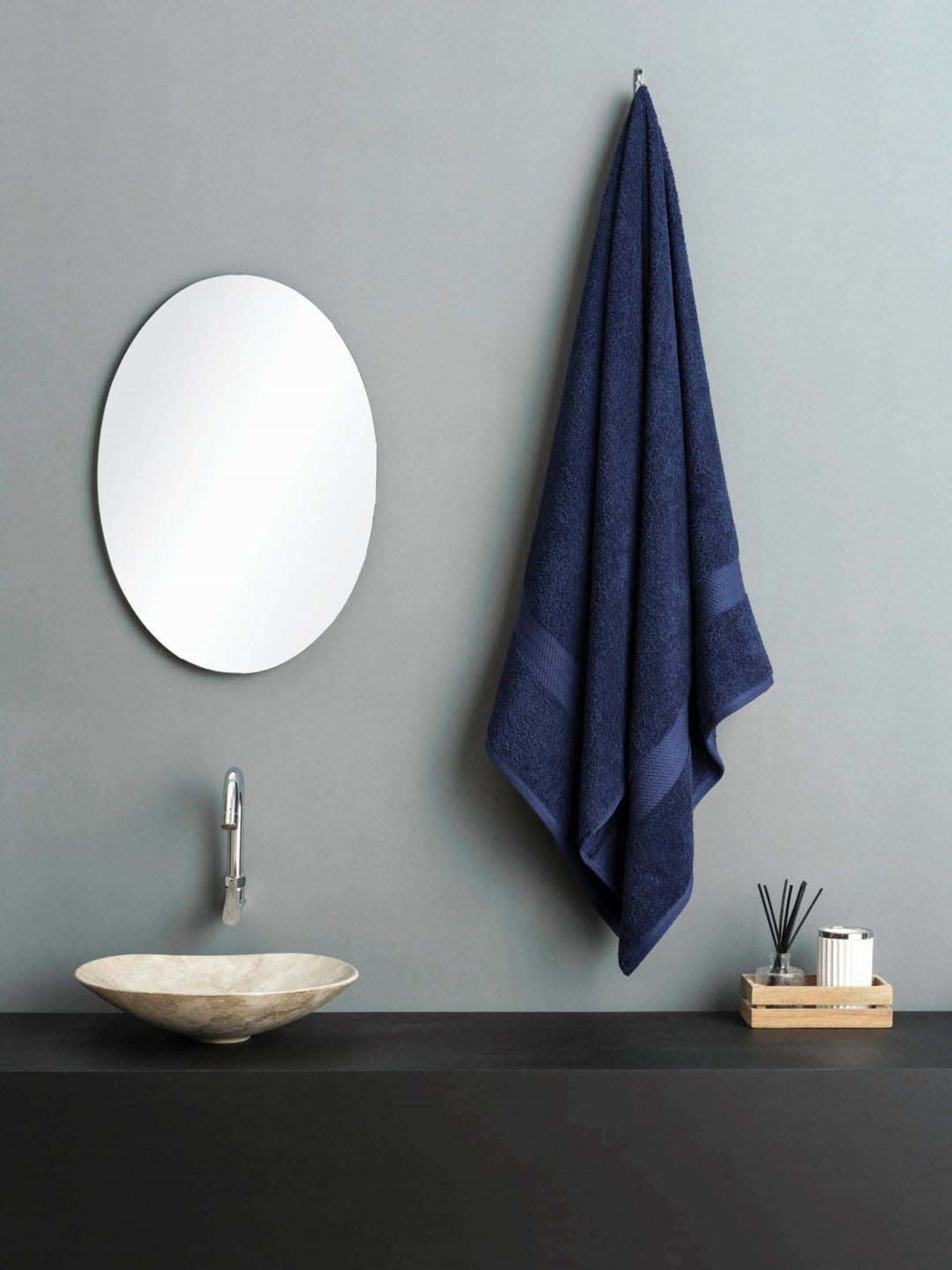 DDecor Navy Cotton 500 GSM Bath Towel