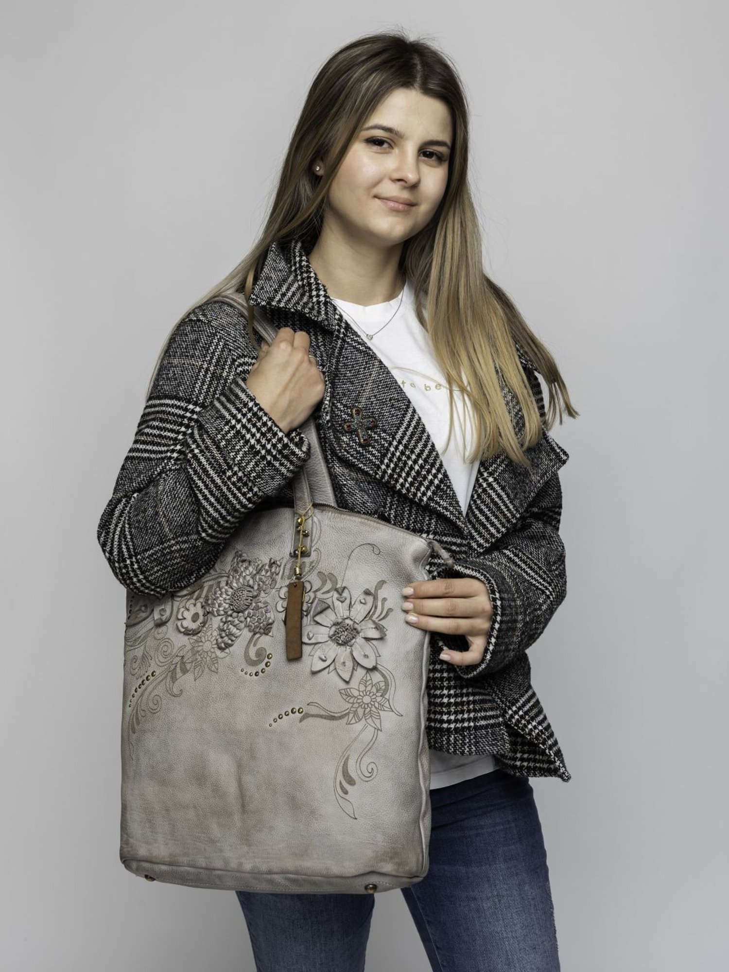 Art N Vintage Calla Grey Leather Textured Medium Tote Handbag