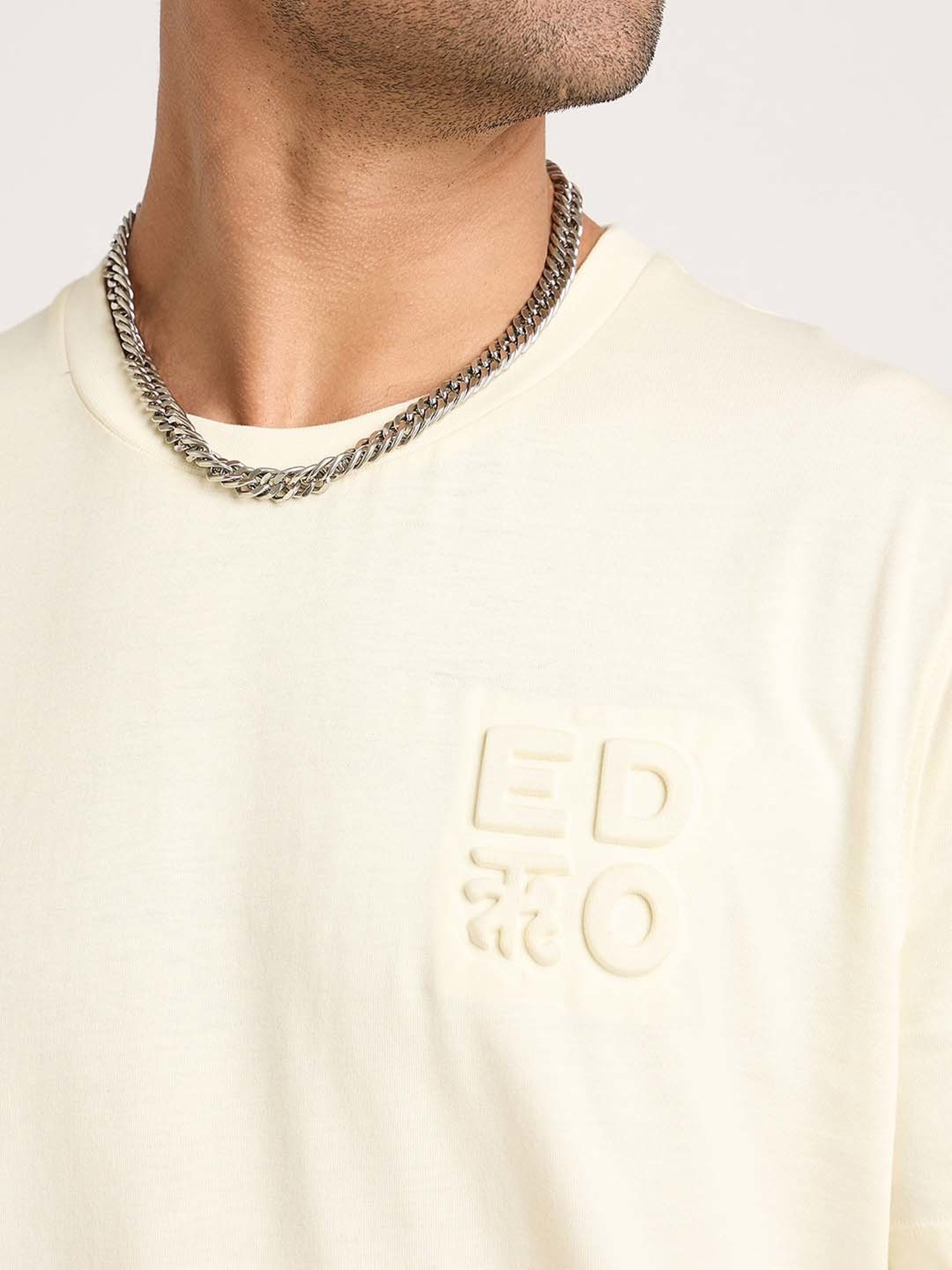 EDRIO Cream Regular Fit Printed Crew T-Shirt