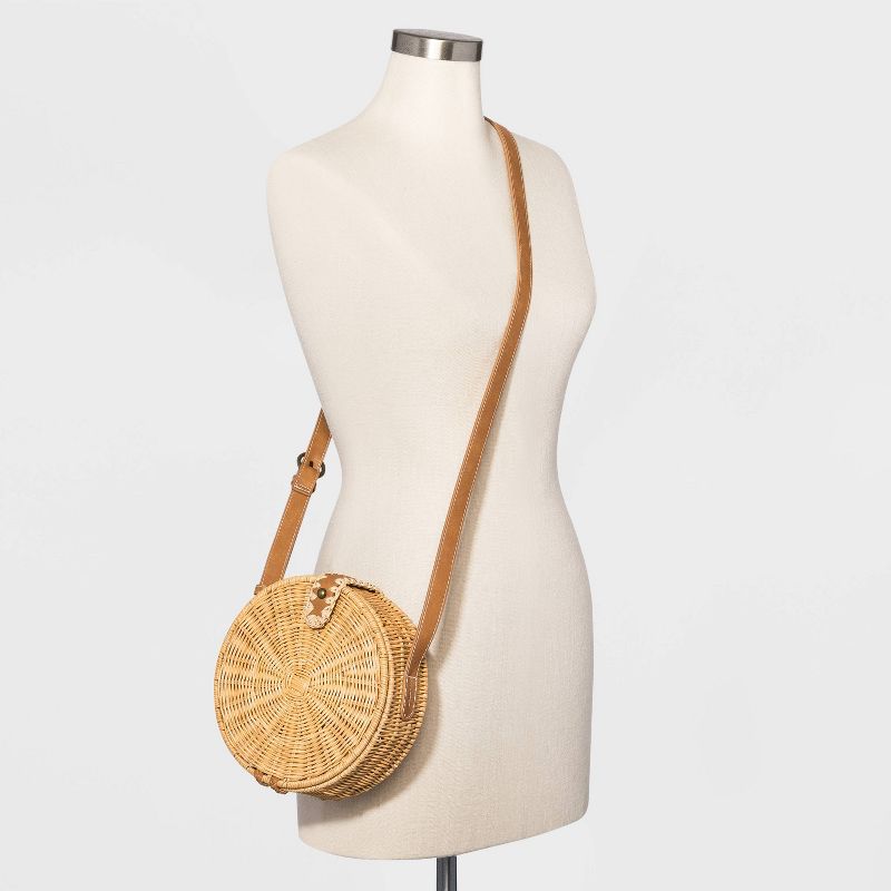 Straw Magnetic Closure Crossbody Bag - Universal Thread™ Natural