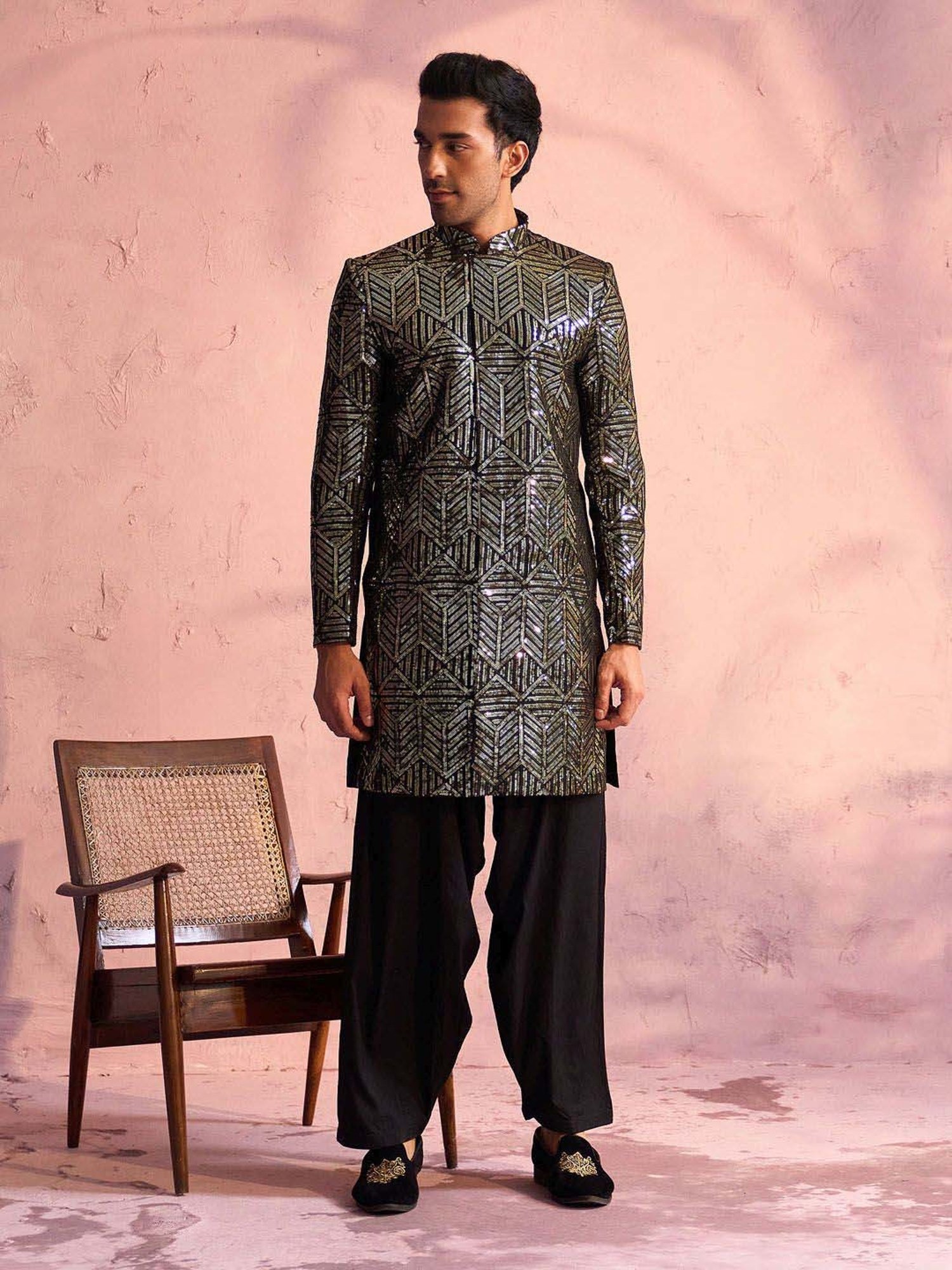Vastramay Black Regular Fit Embroidered Sherwani Set