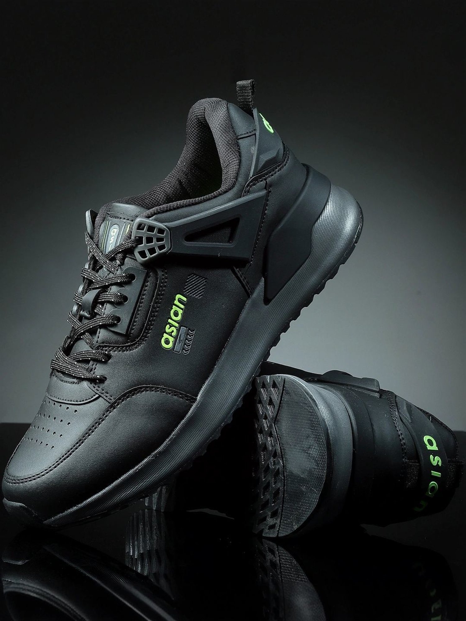 Asian Men's Black Casual Sneakers