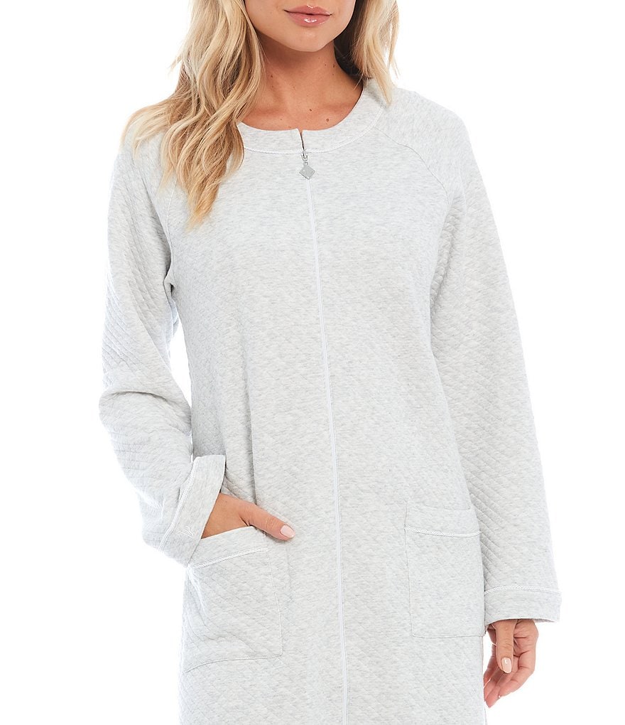 Eileen West Solid Diamond Quilt Knit Zip Front Round Neck Long Robe