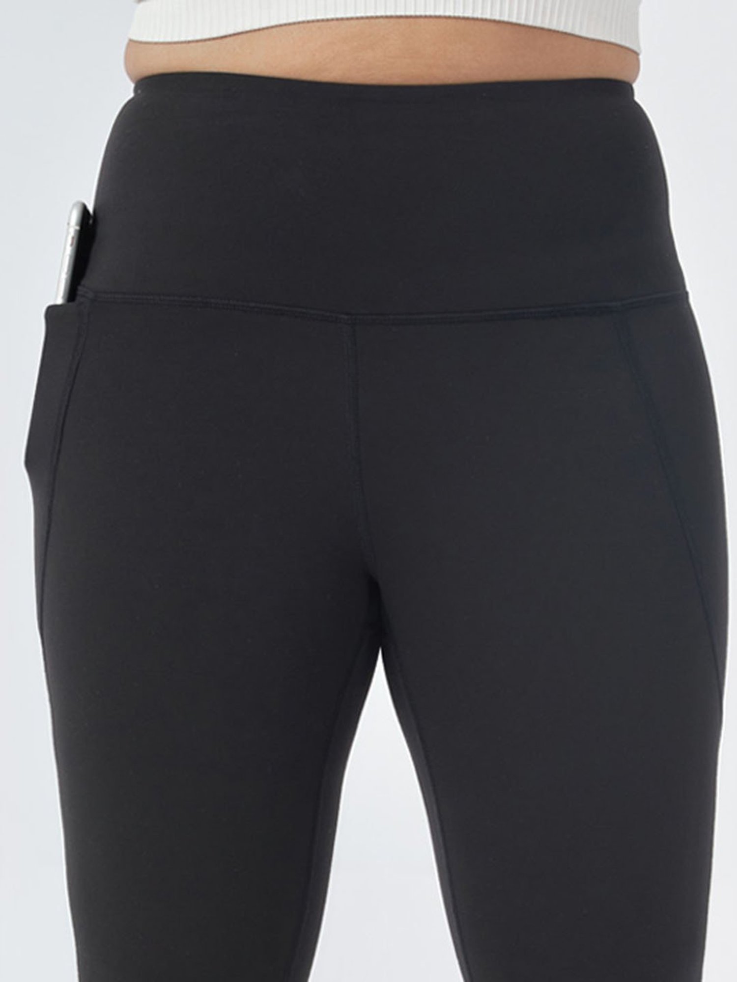 BlissClub Black The Ultimate Capris