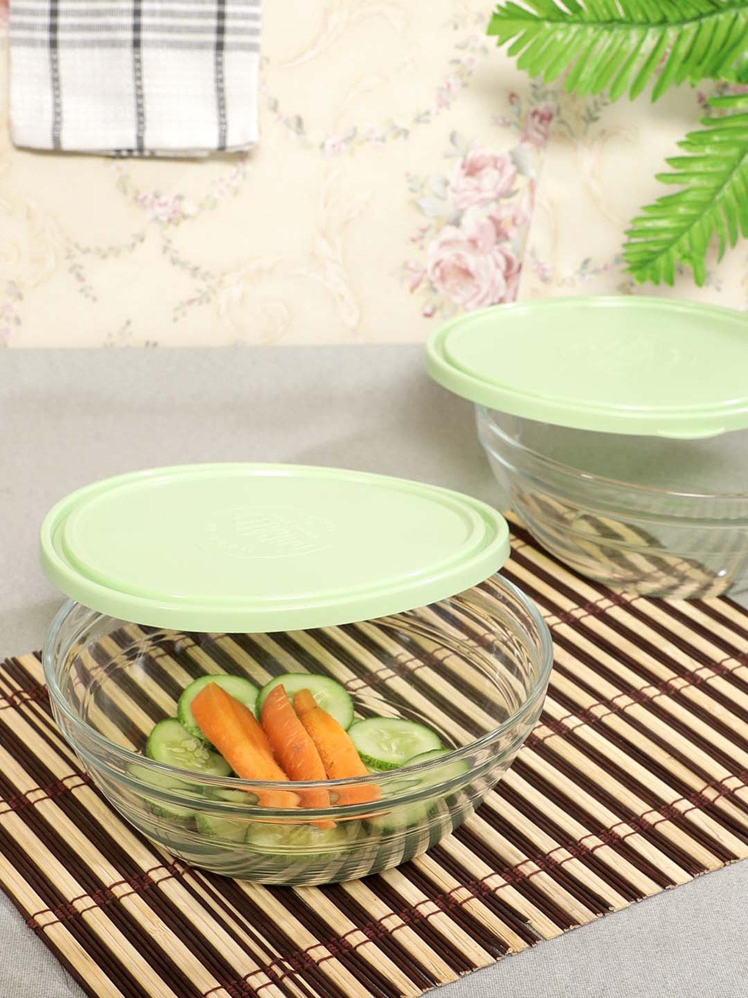 Duralex 'Freshbox' Transparent & Green Glass 20.5 cm Container With Lid (2.59 L) - Set of 2