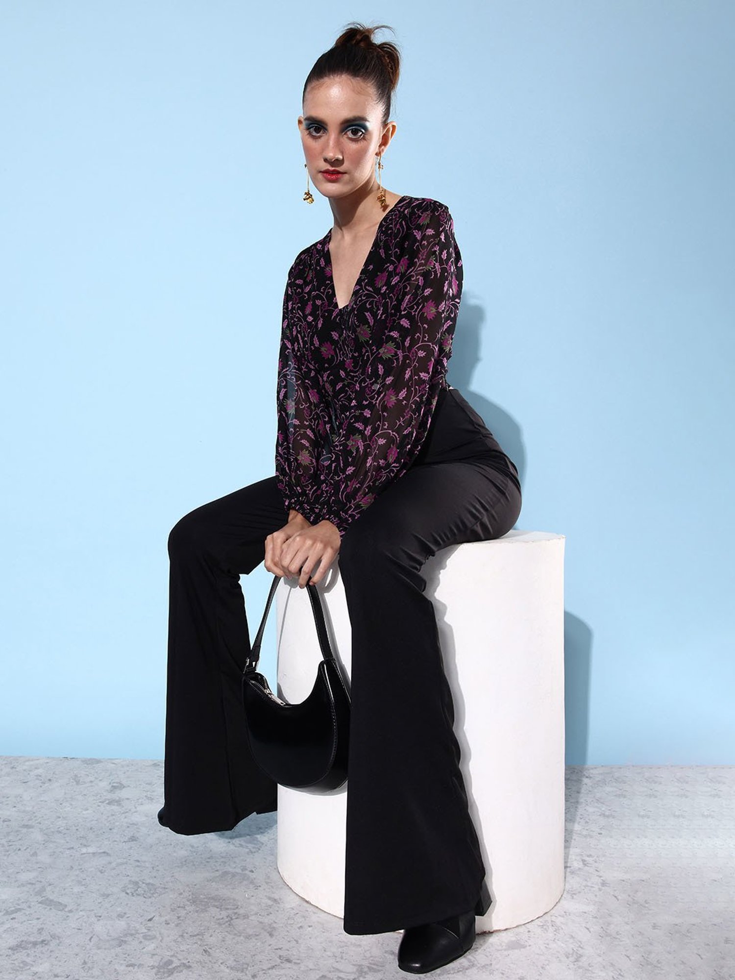 QUIERO Black Floral Print Crop Top