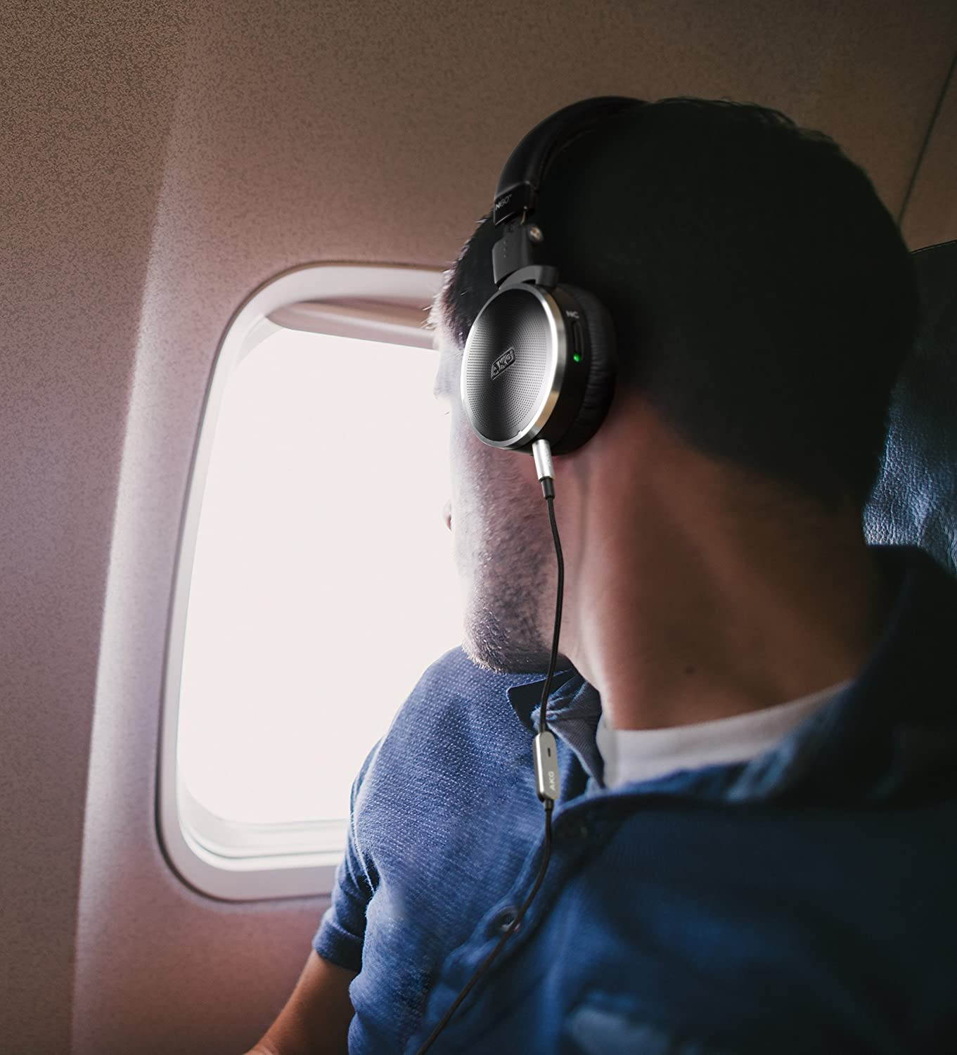 AKG N60 NC Noise-Canceling On-Ear Headphones (Black)