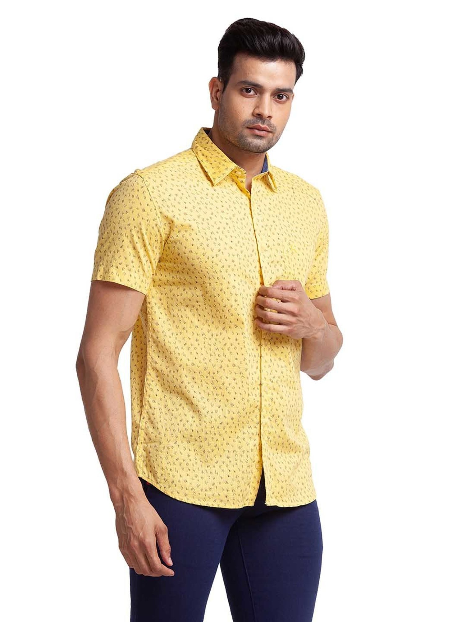 Parx Yellow Slim Fit Printed Shirt