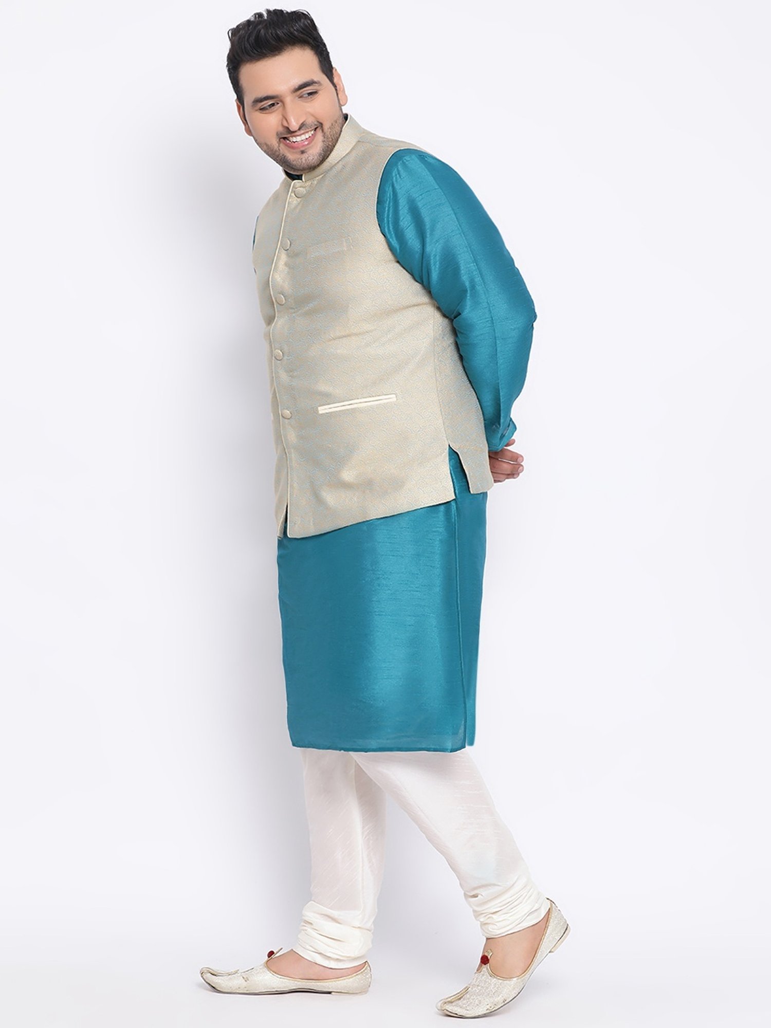 KISAH PLUS Green Regular Fit Jacquard Kurta Set With Jacket