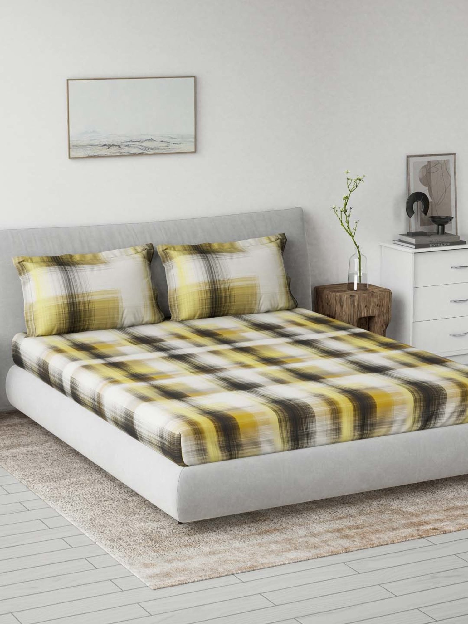 Ddecor Live beautiful Primary Yellow 144 TC Cotton Queen Bedsheet with 2 Pillow Covers