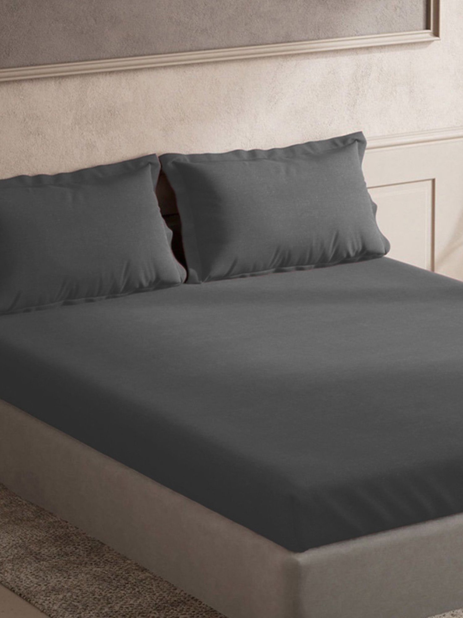 TARA Sparkling Homes Grey 300 TC Cotton King Bedsheet With 2 Pillow Covers