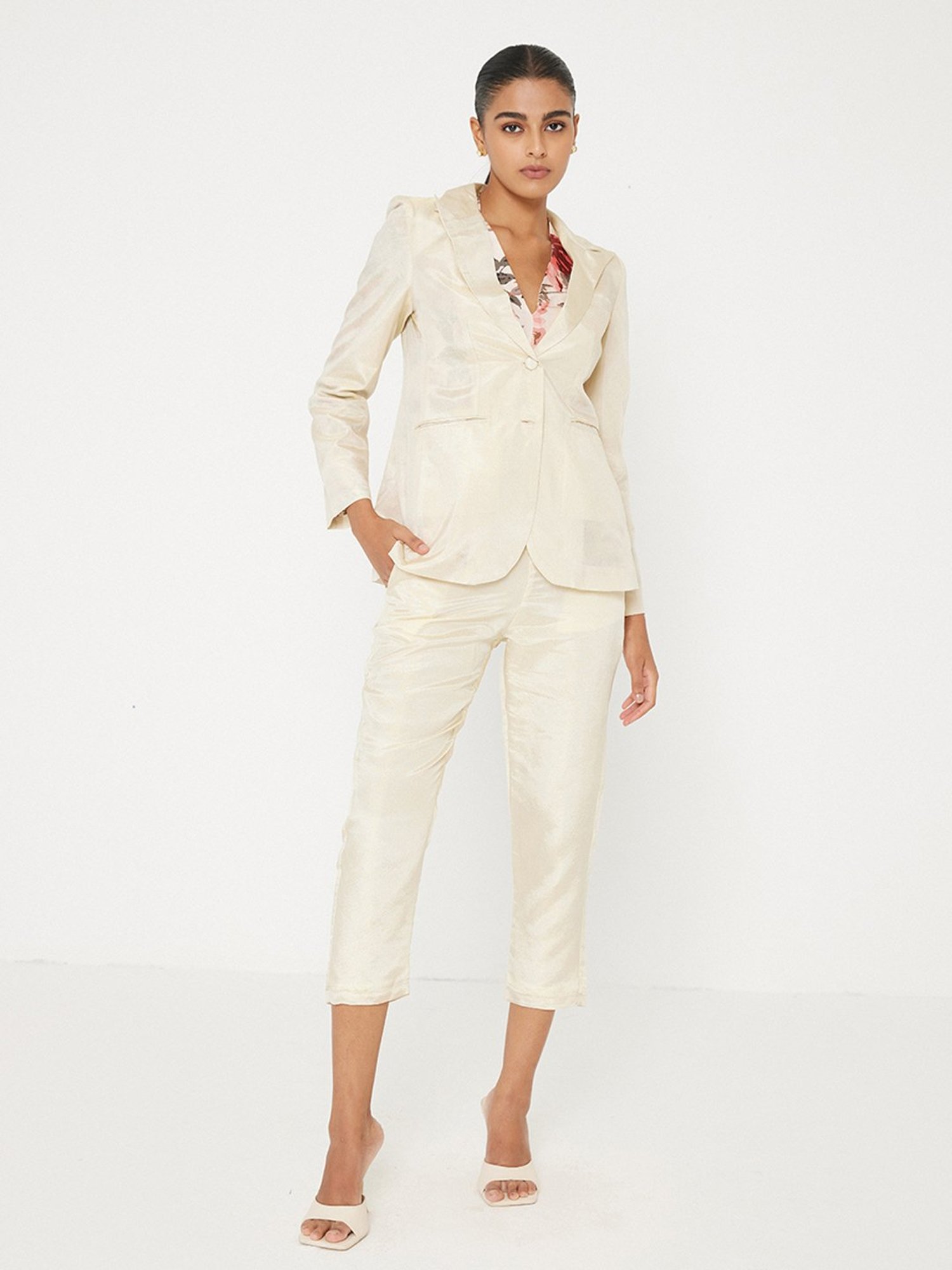 ANCESTRY Off White Blazer