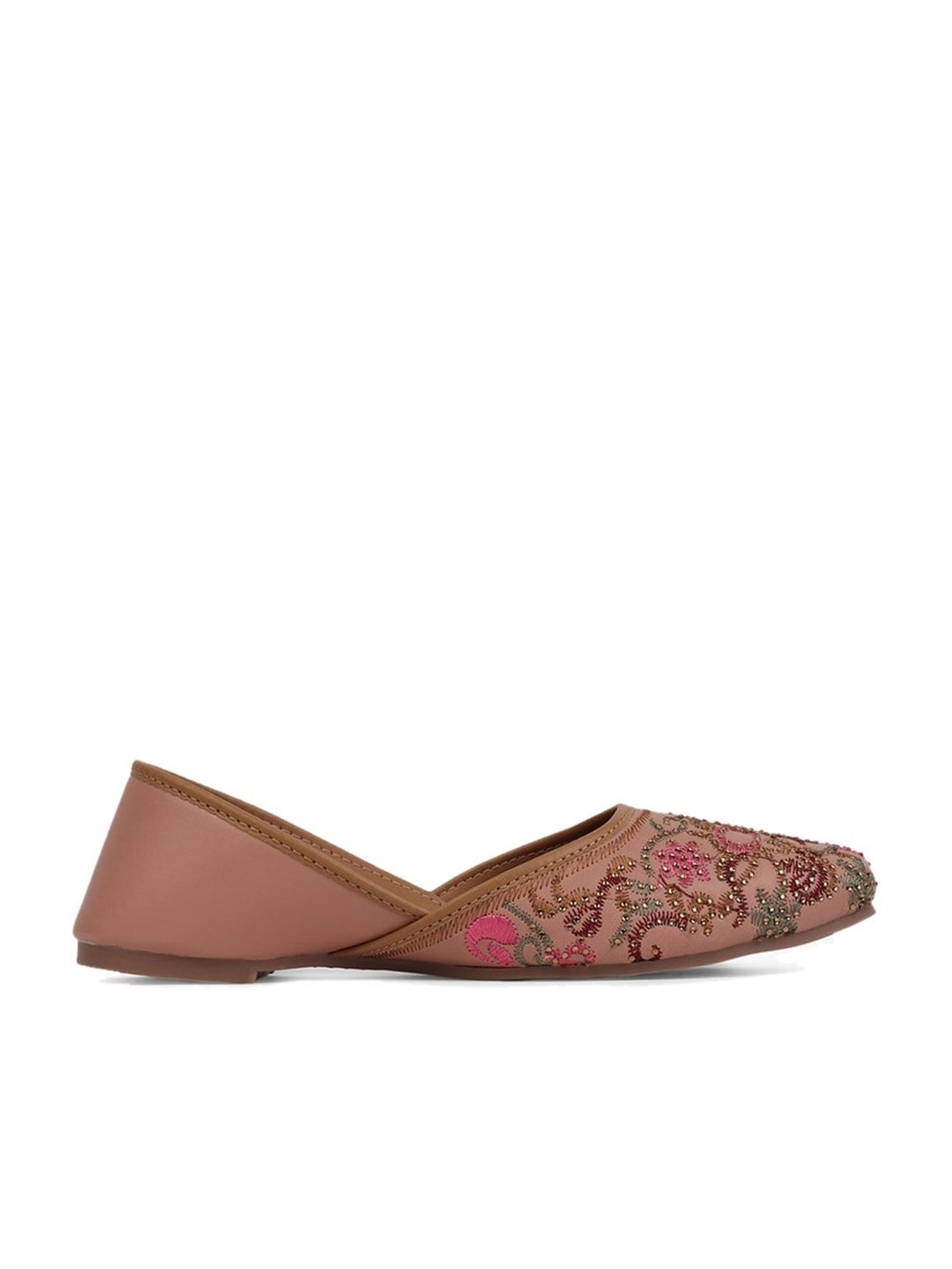 Iconics Women's Peach Ethnic Juttis