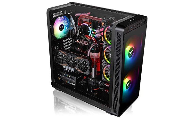 Thermaltake View 37 E-ATX Mid Tower Computer Case.