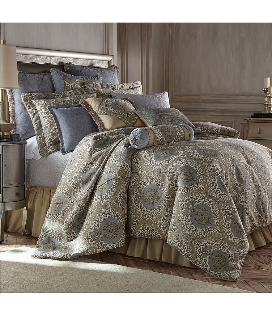 Thread and Weave Bristol Mini Comforter Set