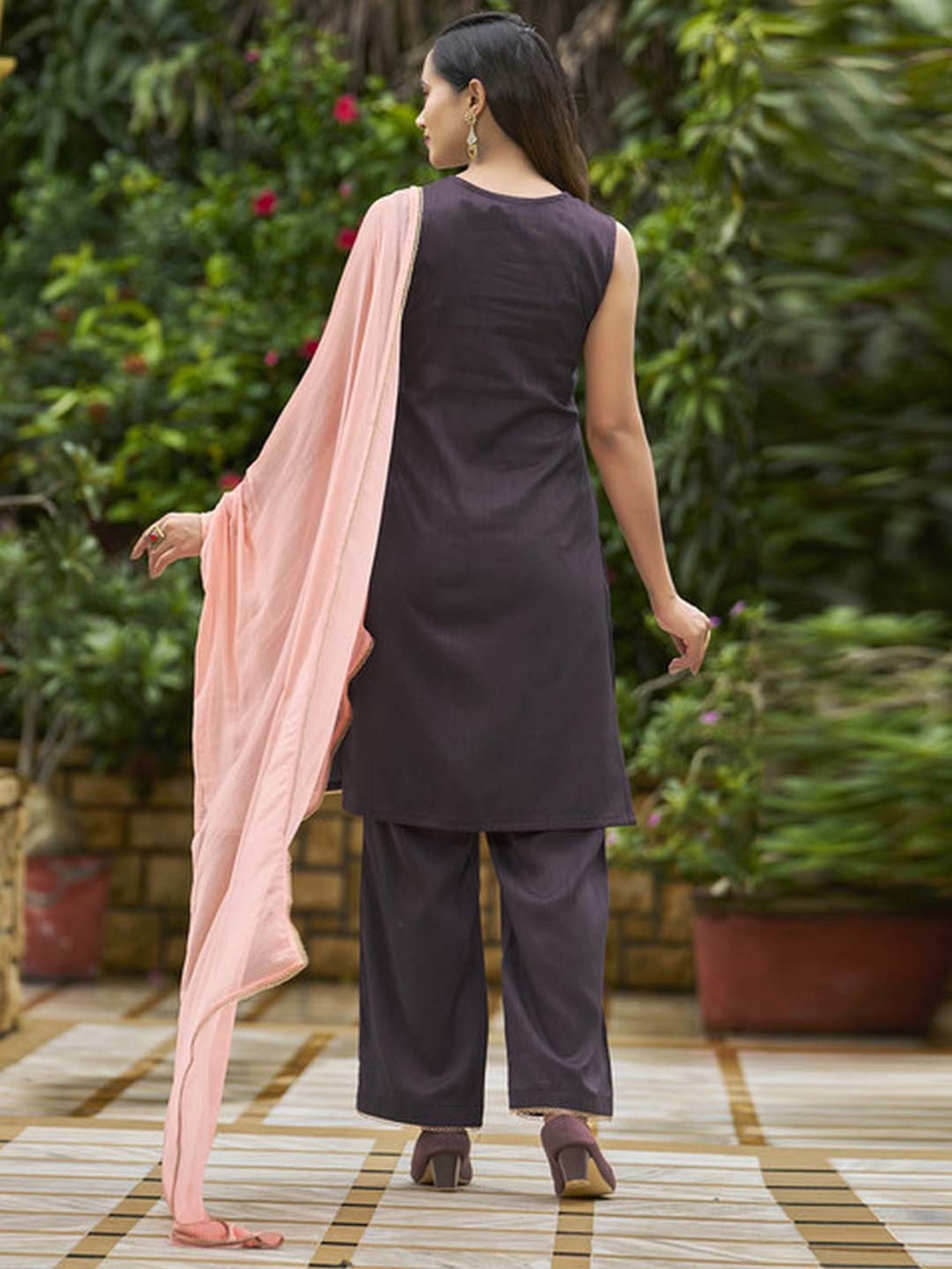 Skylee Purple Embroidered Kurti Palazzo Set With Dupatta