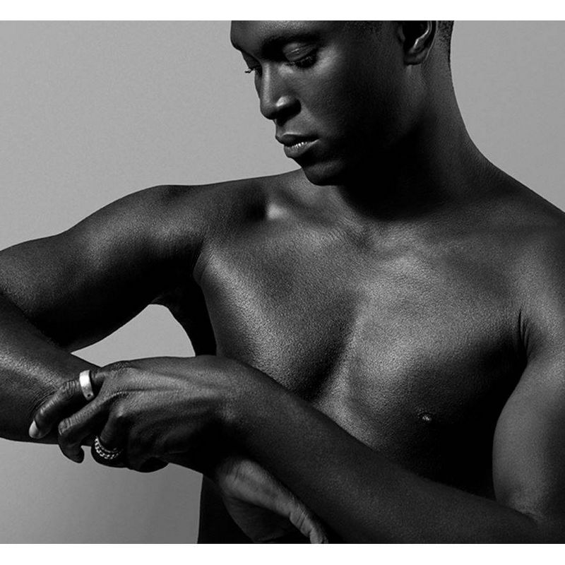 Bevel Natural Exfoliating Body Cleanser 16oz - Dark Cassis