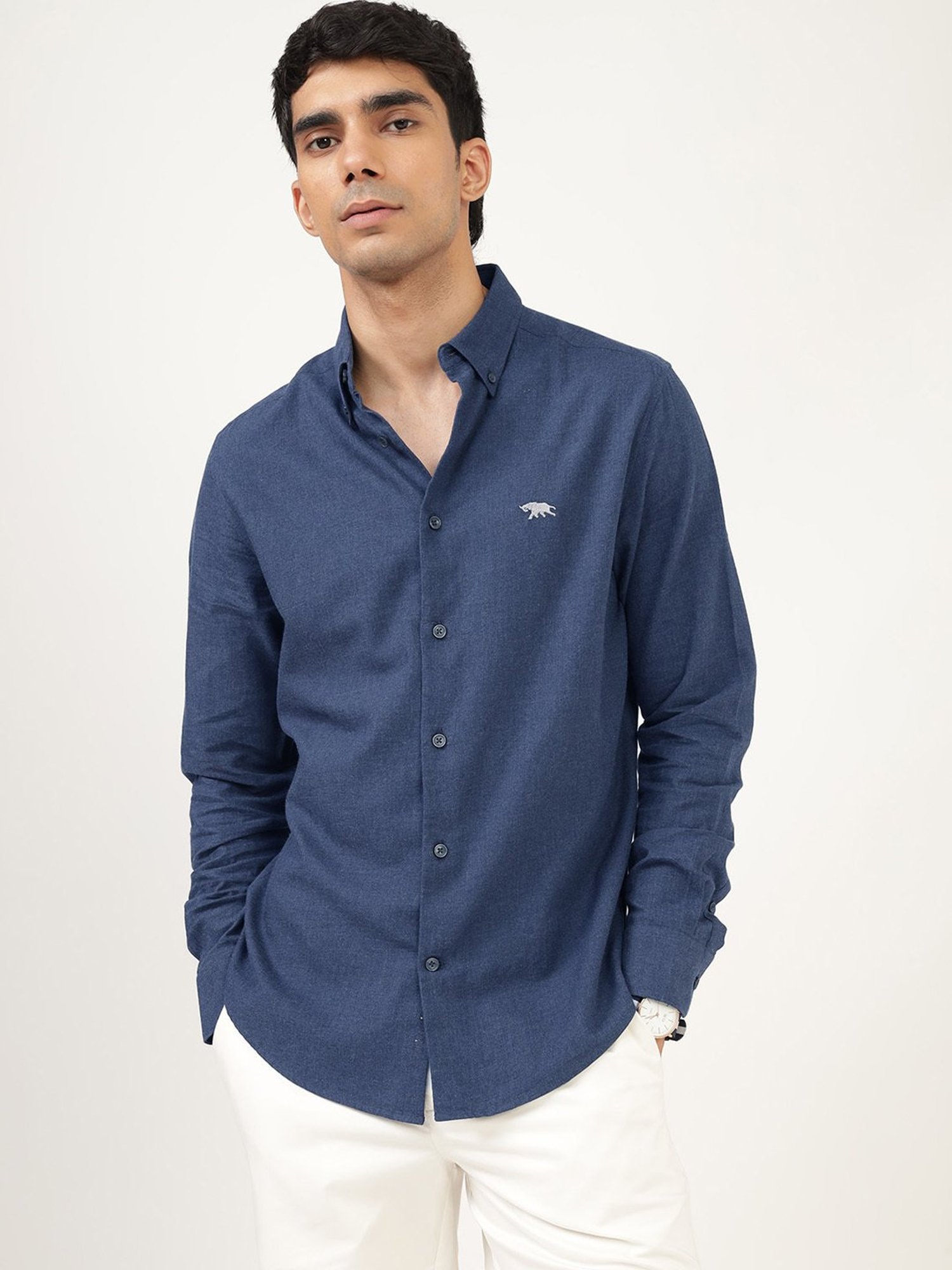 Andamen Navy Slim Fit Solid Casual Shirt