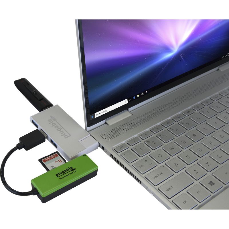 Plugable Rotating 4-Port USB 3.0 Portable Bus Powered Hub - USB - External - 4 USB Port(s) - 4 USB 3.0 Port(s) - PC, Mac, Linux