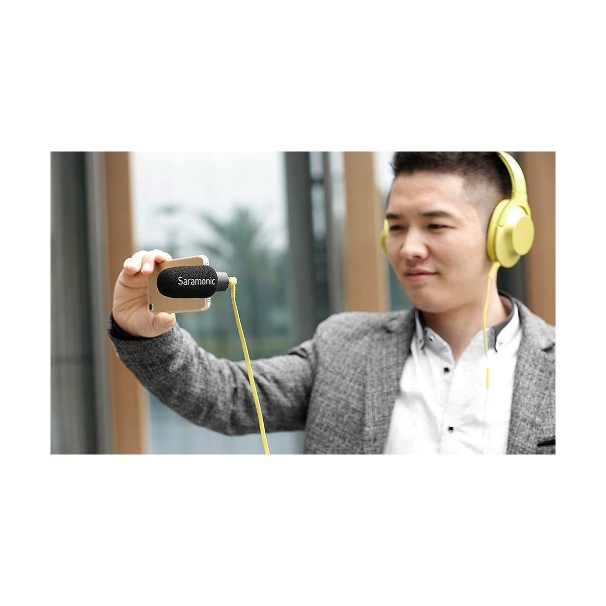 Saramonic Lightweight Smartphone Microphone with lightning output