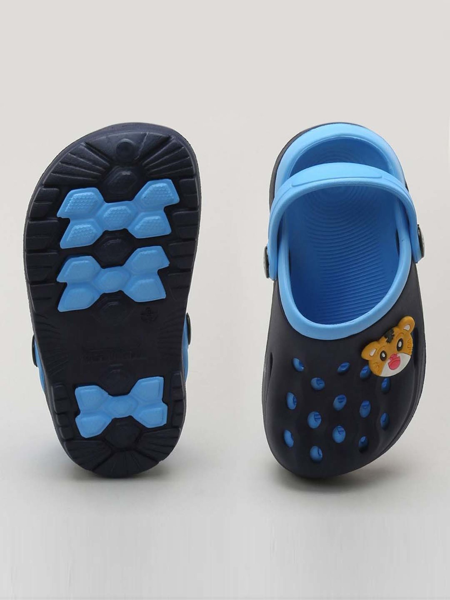 Priaansha Kids Blue Back Strap Clogs