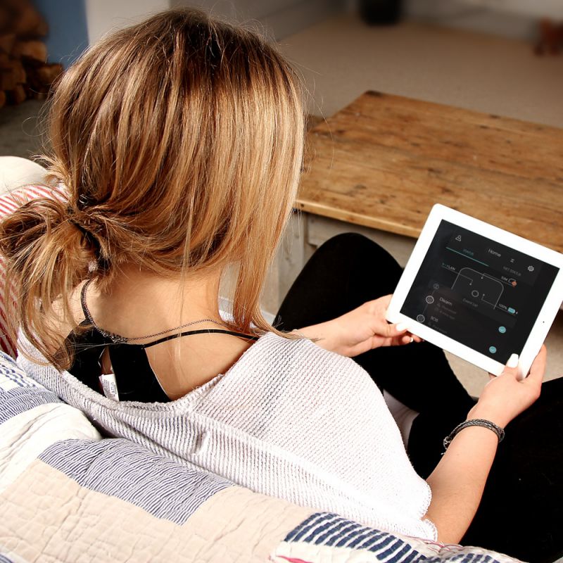 Veho Cave Smart Home/Business Wireless Security Alarm System Starter Kit with Hub / Motion Sensor / Contact Sensor / Remote Control with Smartphone App for iOS and Android (VHS-001-SK)