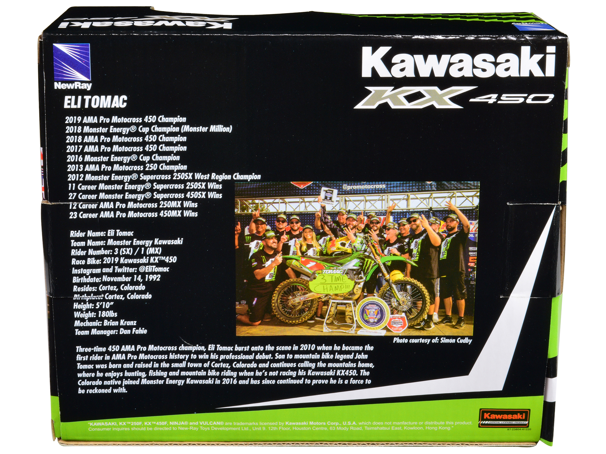 2010 Kawasaki Ninja ZX-10R Green with Plastic Display Stand 1/12 Diecast Motorcycle Model by Maisto