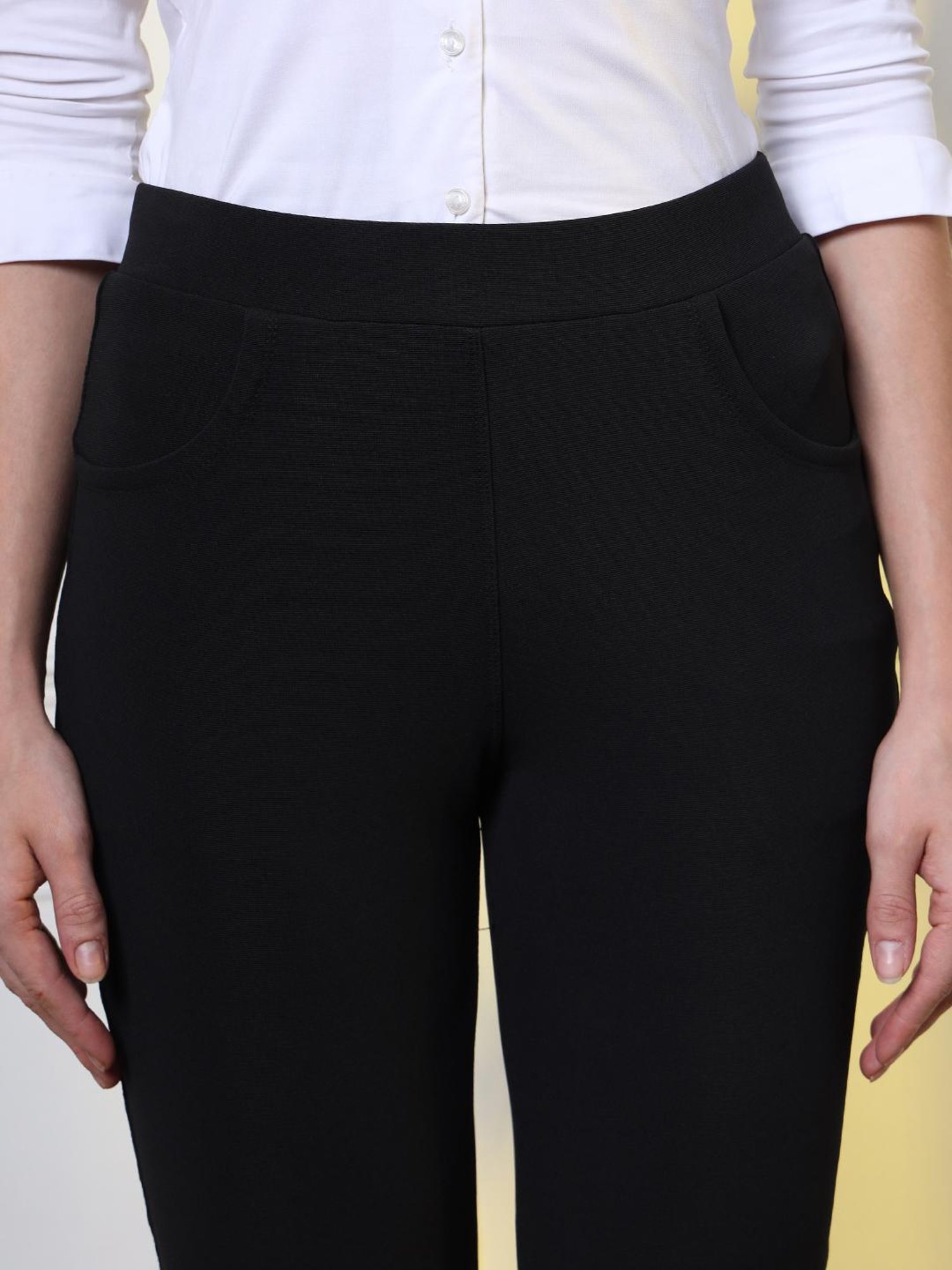 FITHUB Black Regular Fit High Rise Trousers