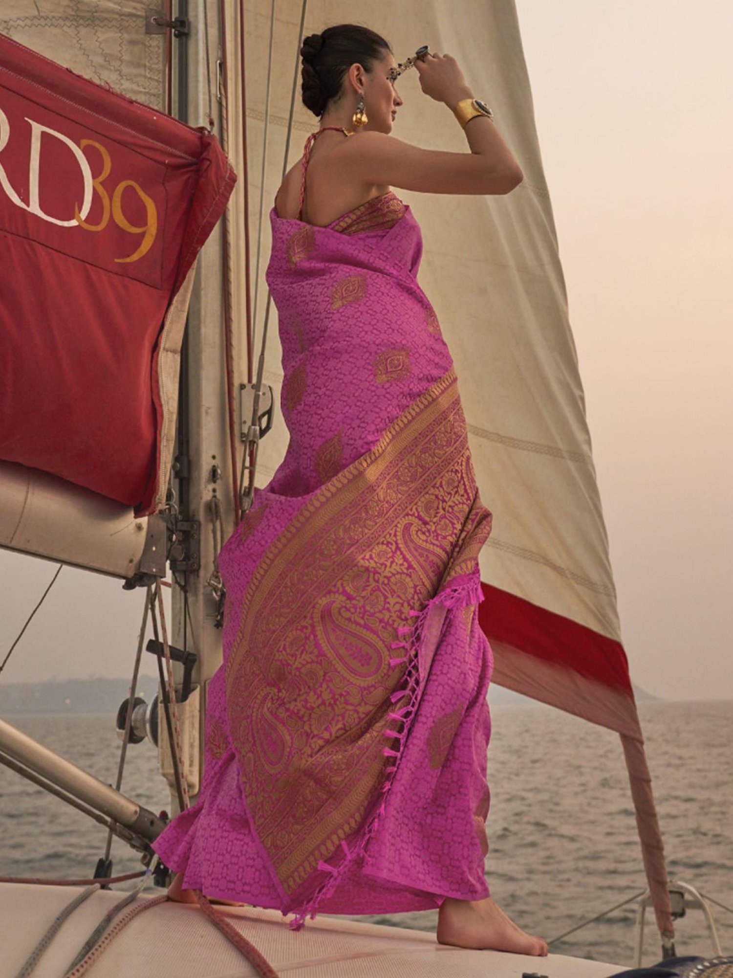 Elora Pink Printed Saree With Unstitched Blouse