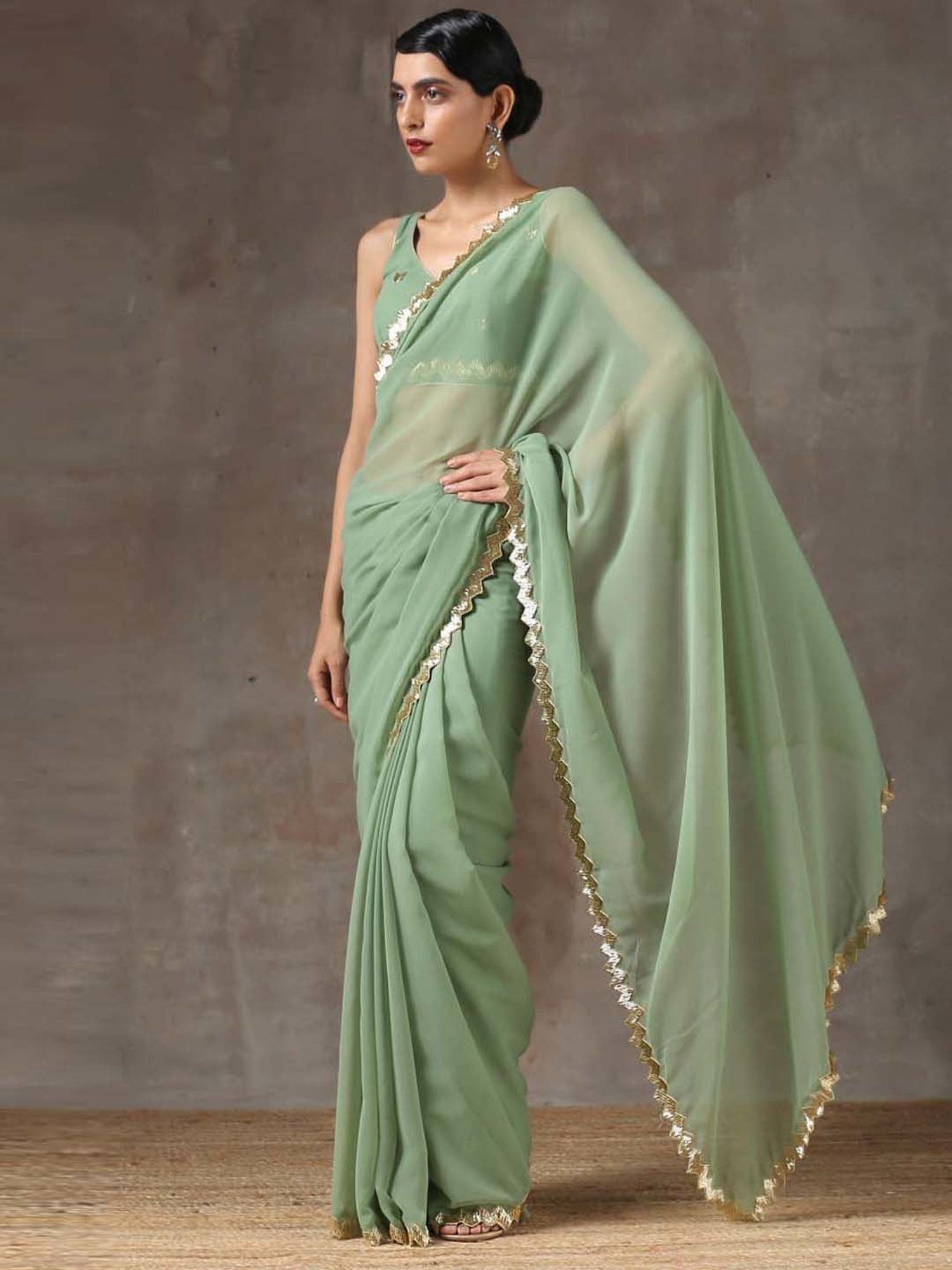 Swtantra Green Embellised Saree With  Embellished Unstitched Self Blouse