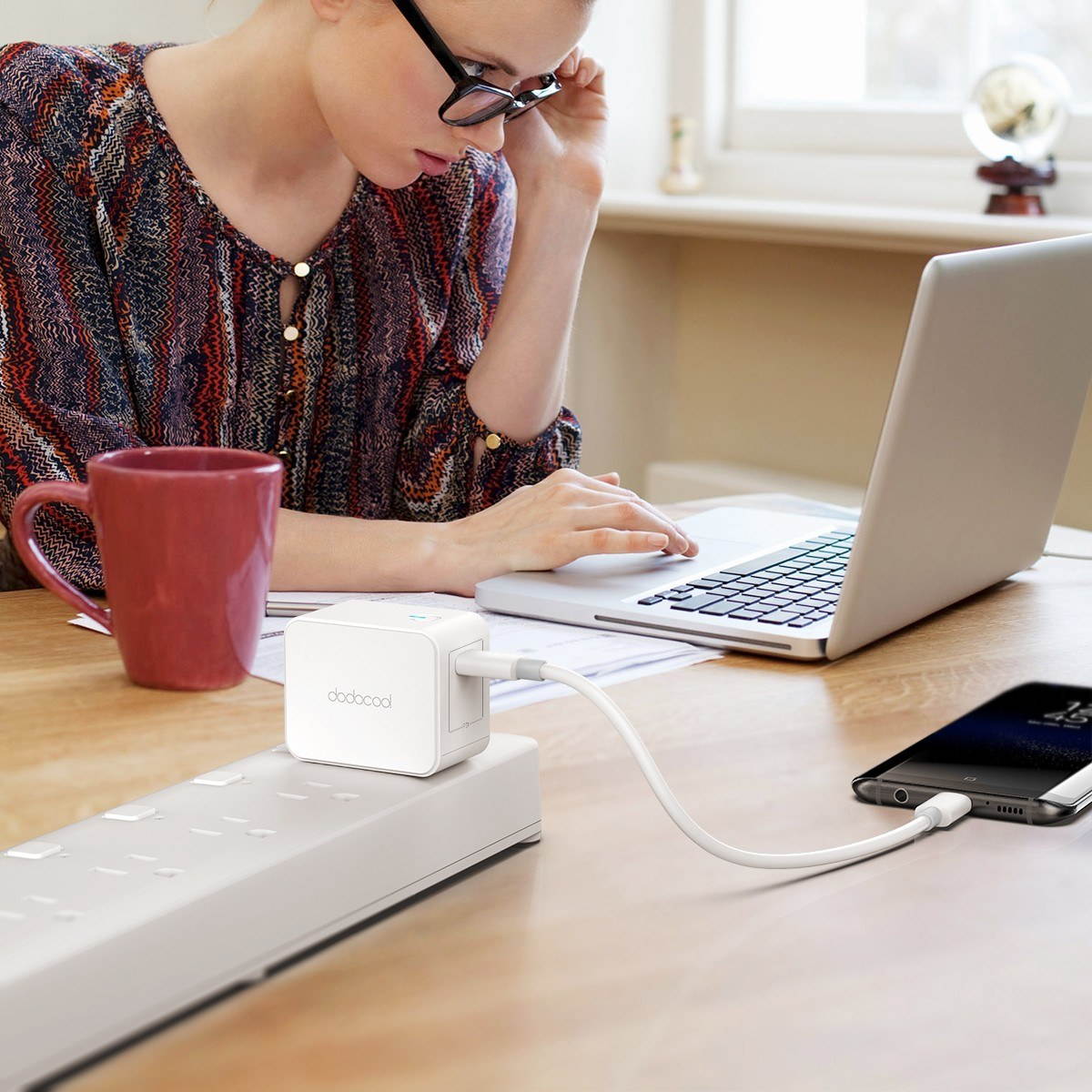 dodocool 18W USB Type-C Wall Charger Portable Adaptor with Power Delivery for iPad Pro 2018/iPhone XS/ iPhone XR/ iPhone X and More Foldable Charger AC 100-240V US