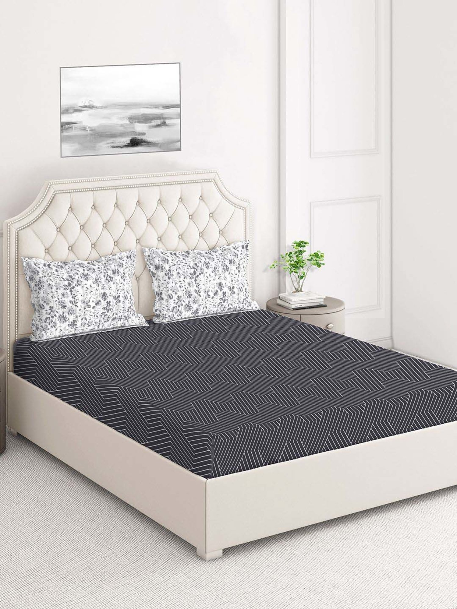 Layers Illuminating Homes Grey Cotton 150 TC King Size Bed Sheet with Pillow Cover