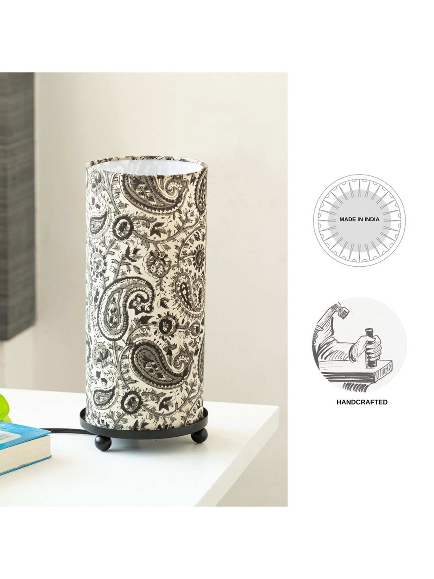 ExclusiveLane Paisley Heritage Multicolor Iron Decorative Table Lamp