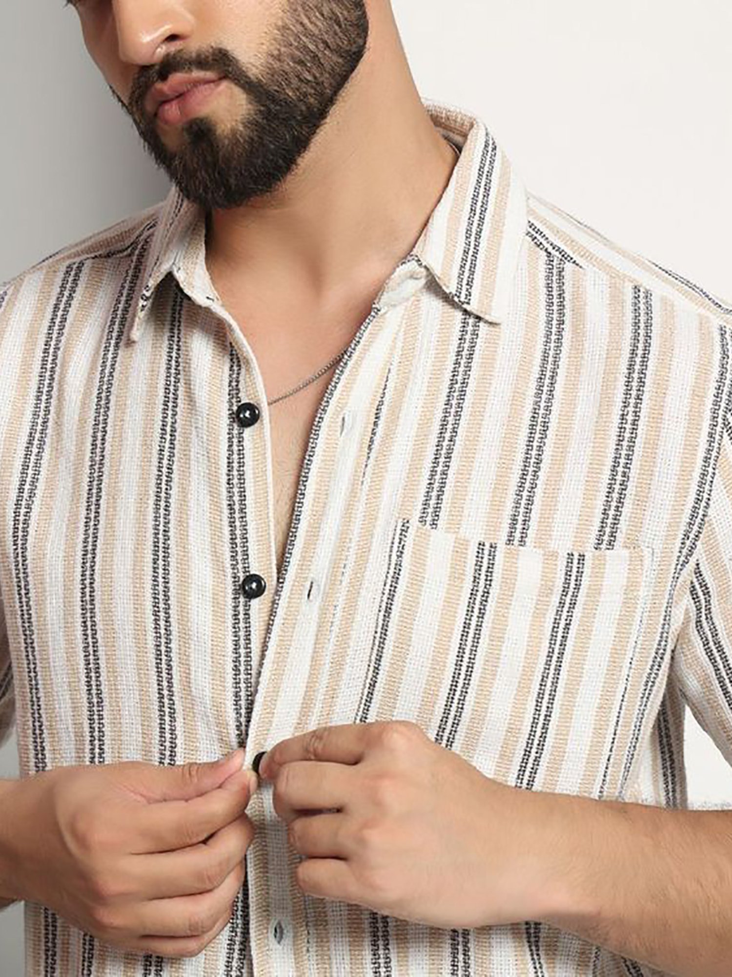 CHIMPAAANZEE White Regular fit Stripes Casual Shirt