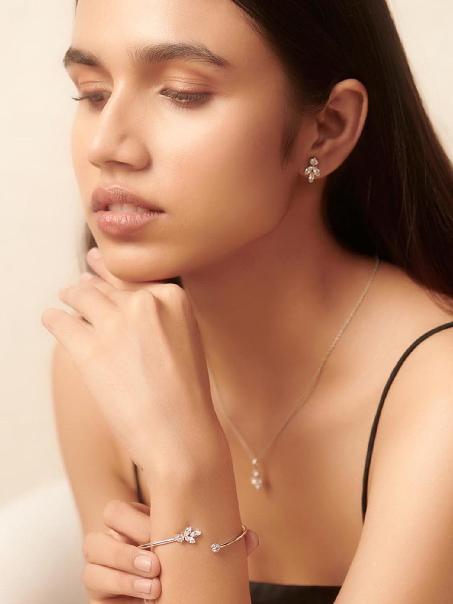 Shaya 92.5 Sterling Silver Walking on Air Leaf Bracelet for Women