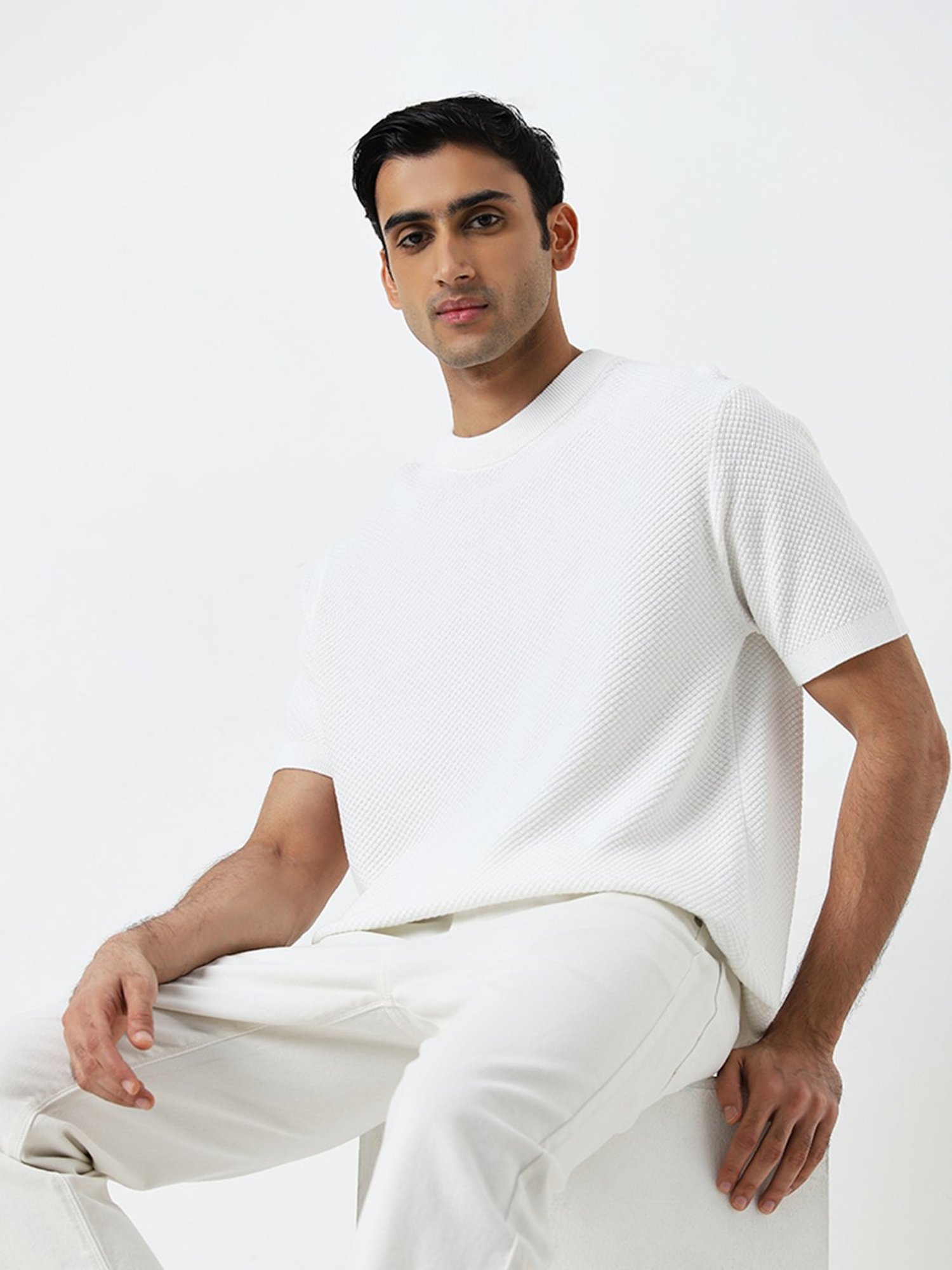 Ascot by Westside White Self-Textured Relaxed-Fit Cotton T-Shirt