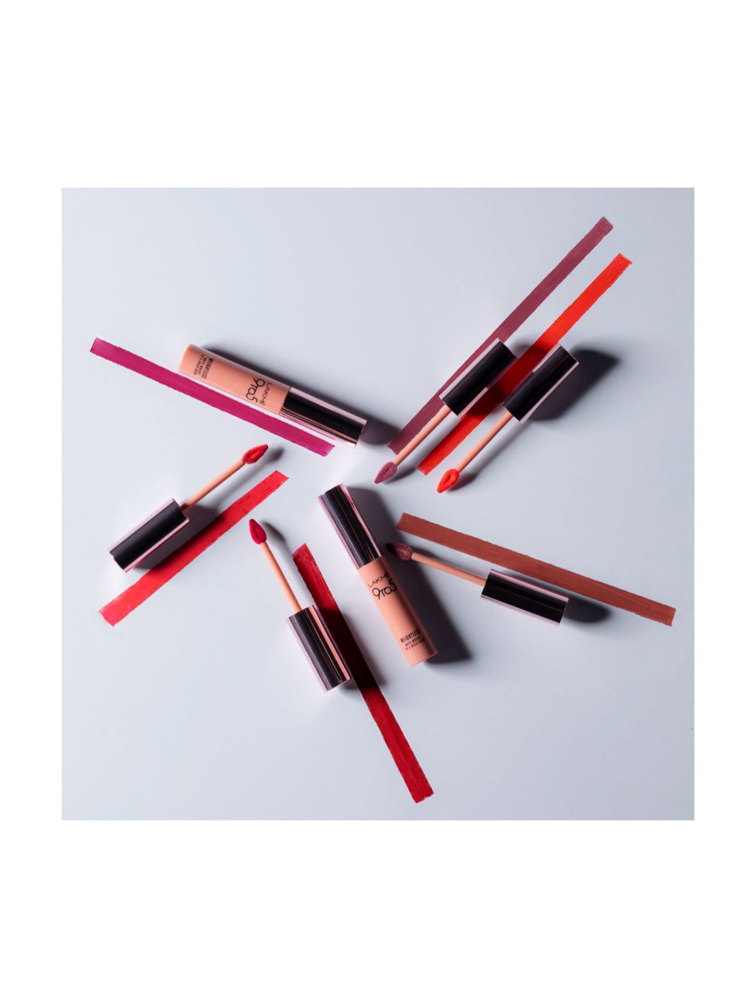 Lakme 9 to 5 Weightless Matte Mousse Lip & Cheek Color Crimson Silk 9 gm