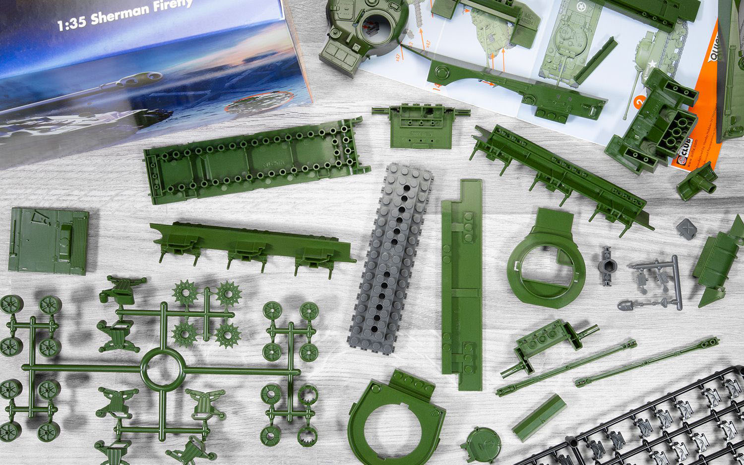 United States M142 High Mobility Artillery Rocket System (HIMARS) Desert Camo "NEO Dragon Armor" Series 1/72 Plastic Model by Dragon Models