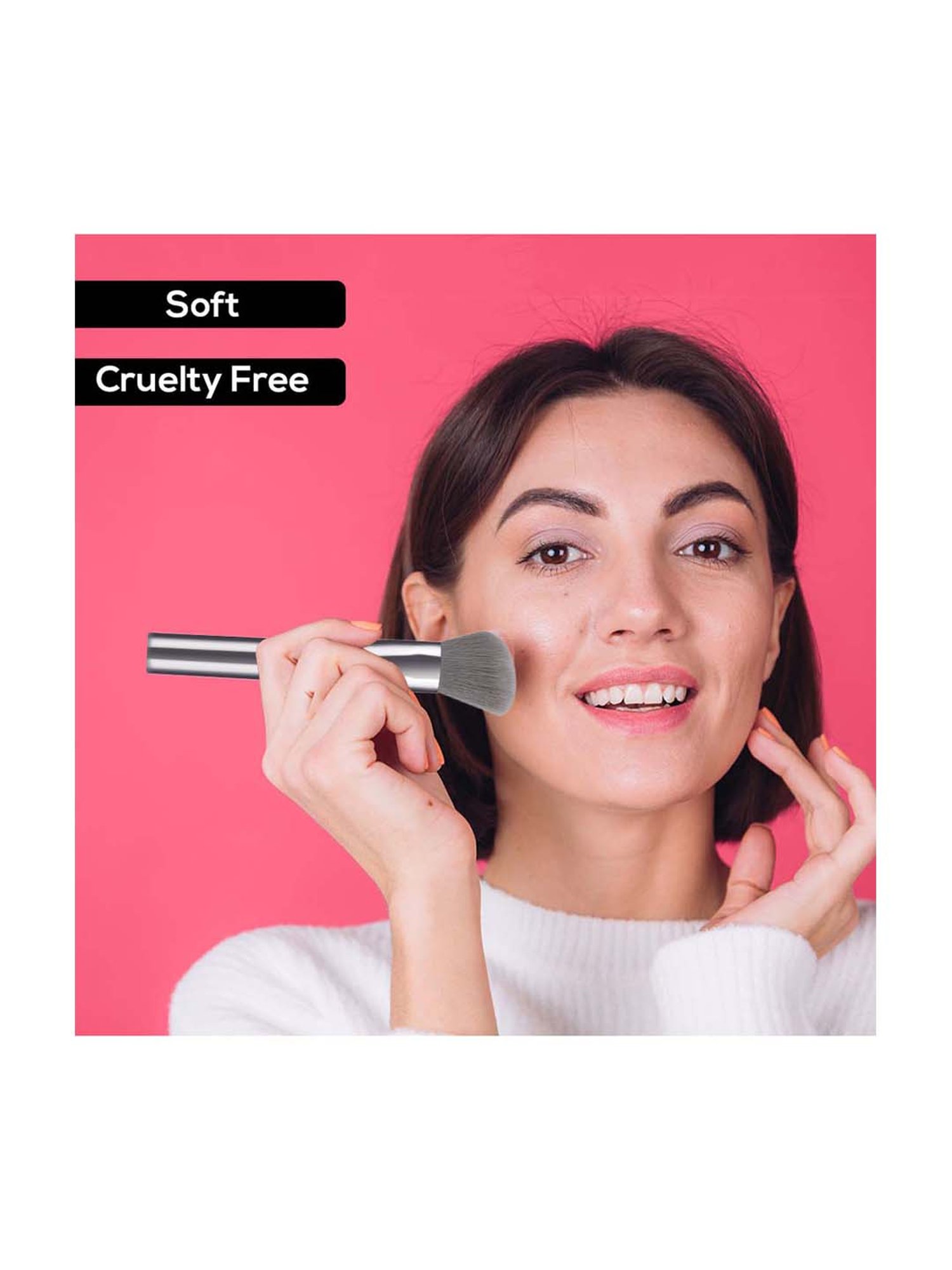 Jaquline USA Angled Powder Brush