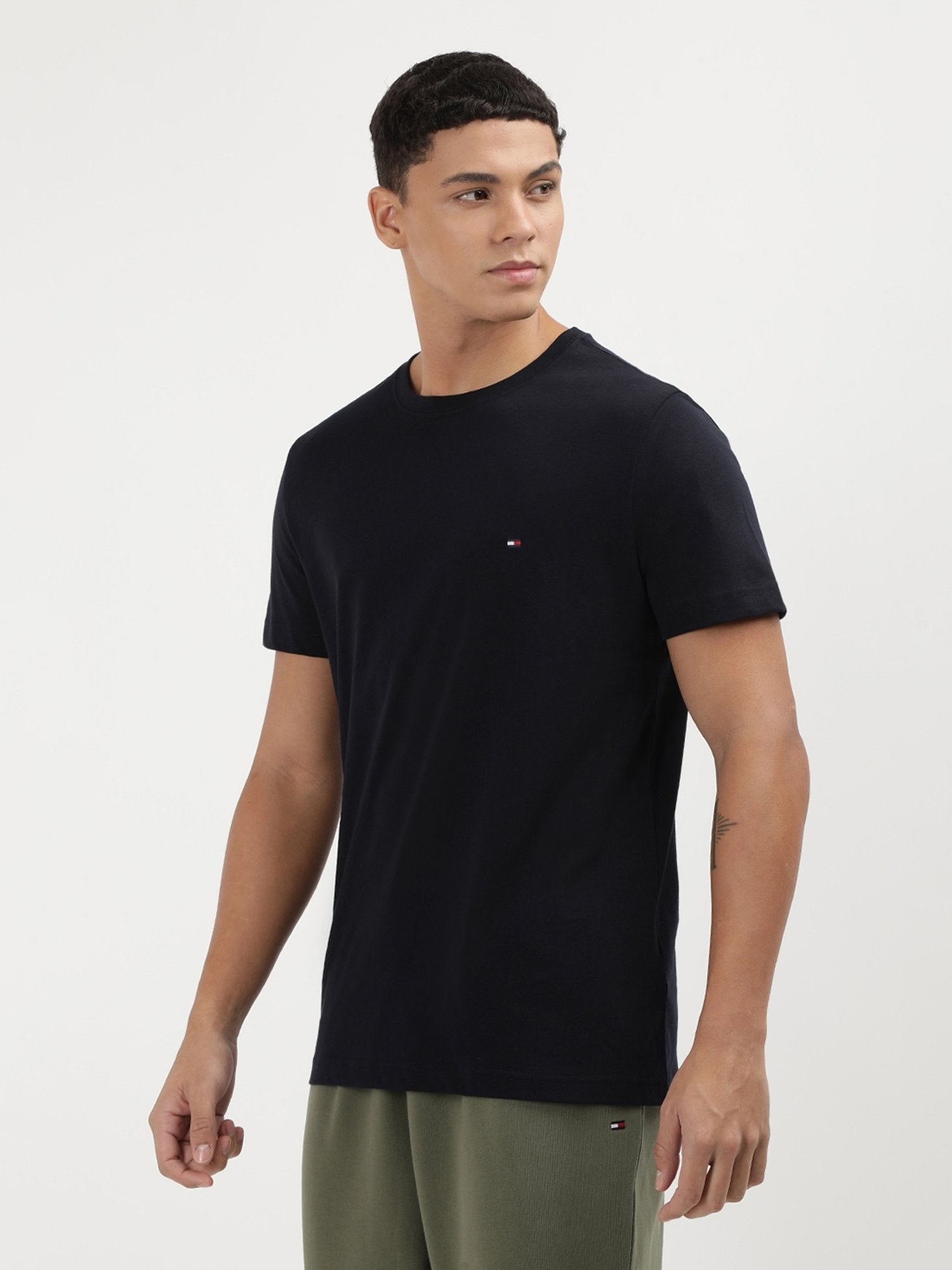 Tommy Hilfiger Desert Sky Cotton Slim Fit Solid T-Shirt