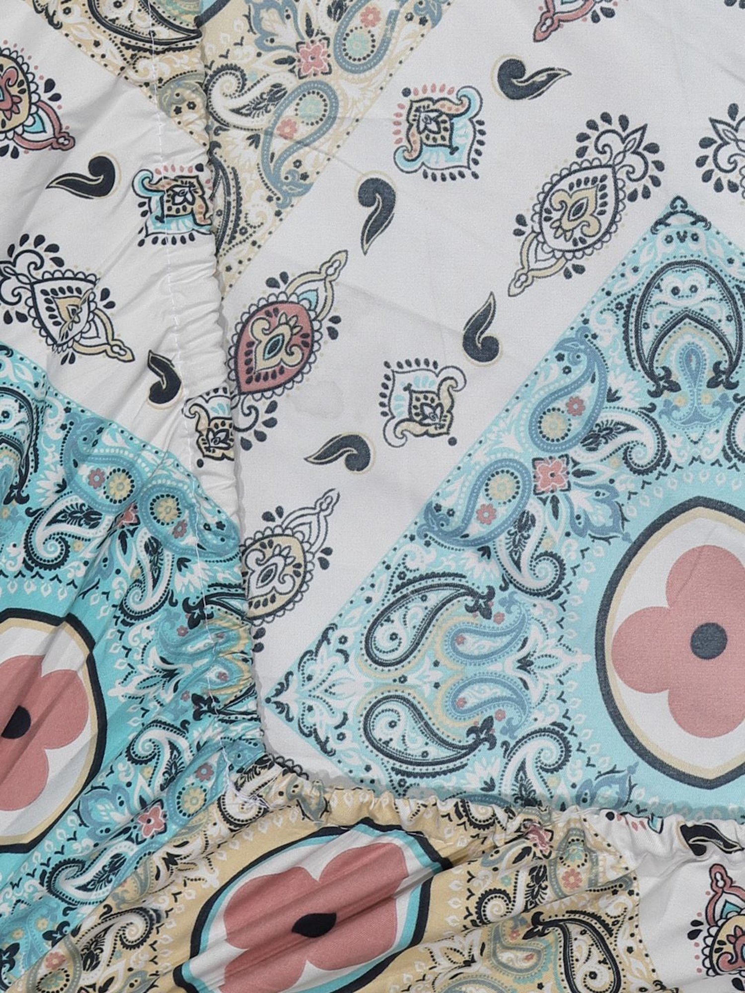 Klotthe Printed Multicolor 300 TC Cotton Blend King Bed Sheet with 2 Pillow Covers