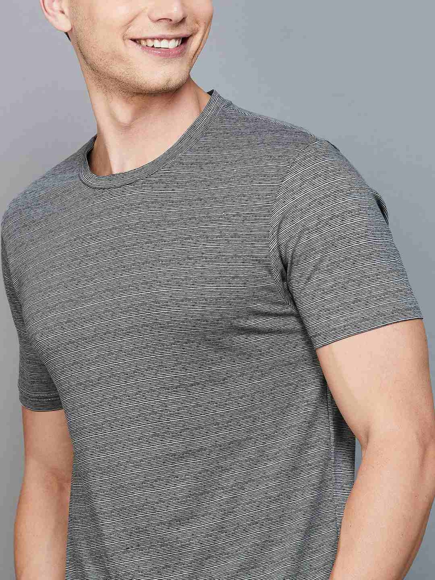 BOSSINI Black Cotton Regular Fit Self Pattern T-Shirt