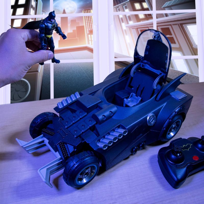 Batman Launch & Defend Batmobile RC
