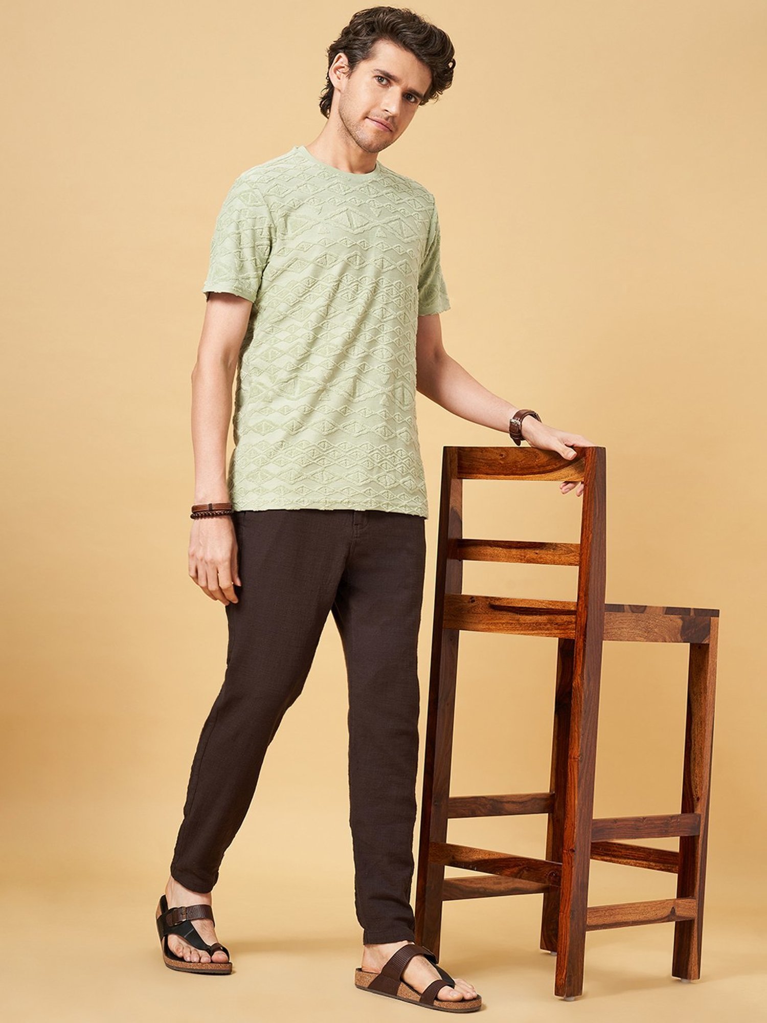 7 Alt by Pantaloons Reseda Regular Fit Self Pattern T-Shirt