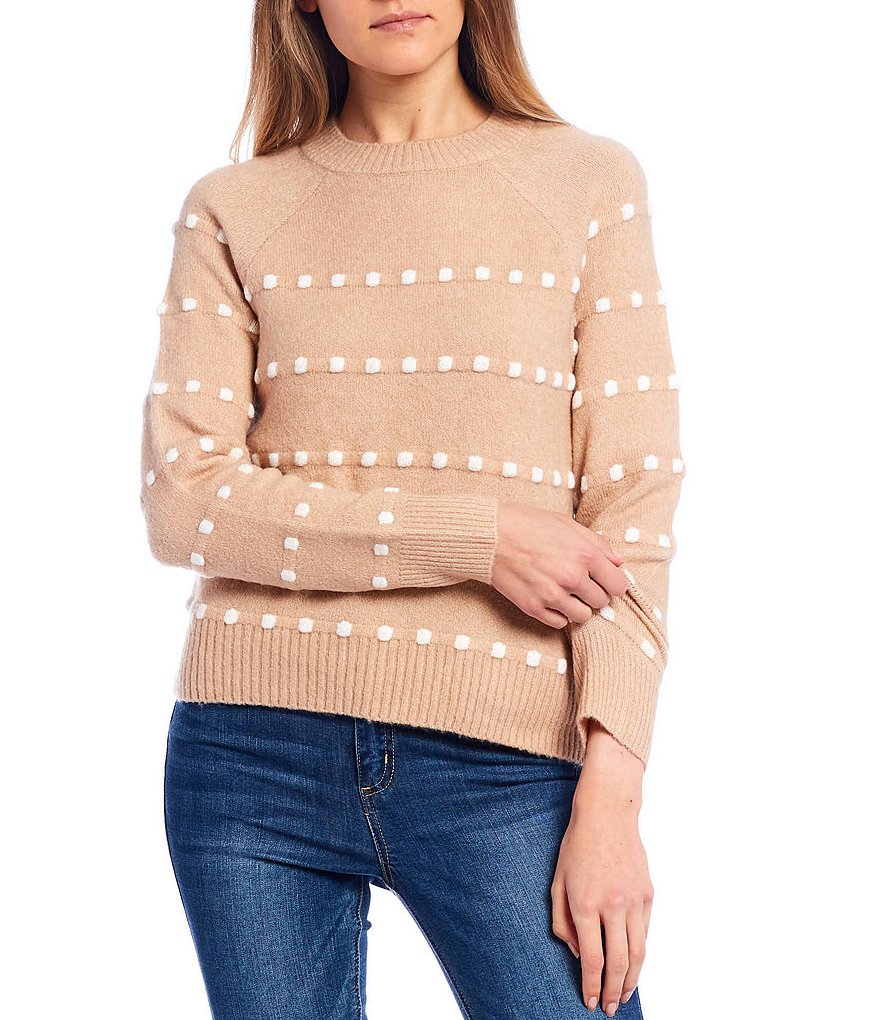 GB Round Neck Fuzzy Eyelash Sweater