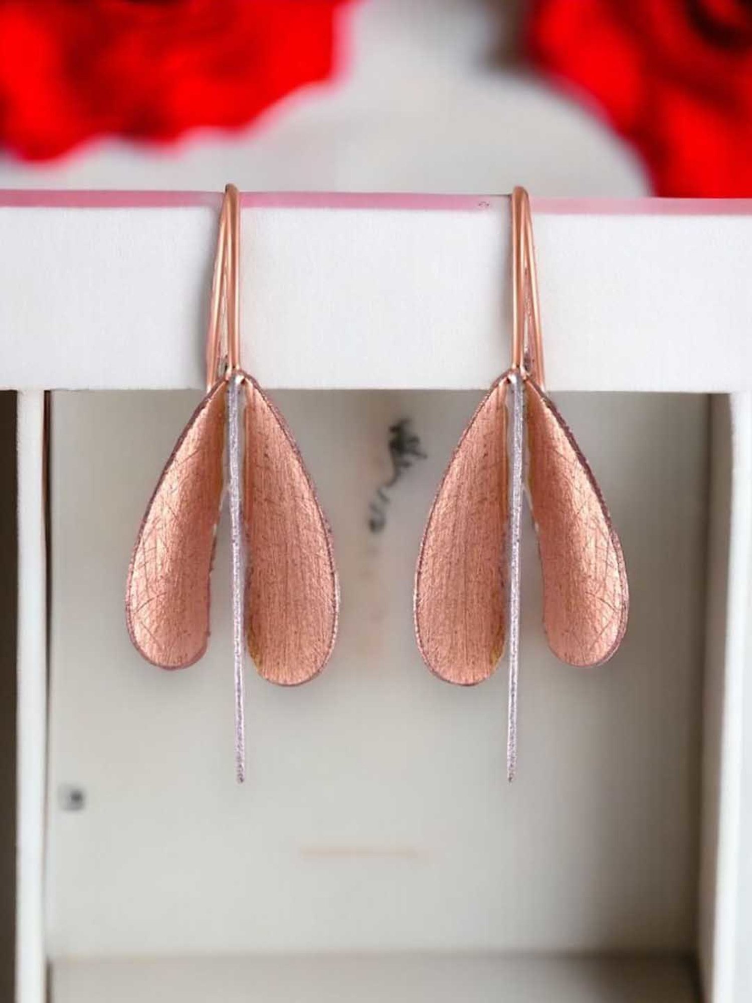 Rihi by P.C. Chandra Jewellers 925 Silver Rose Gold Petals Pendant with Earring Set for Women